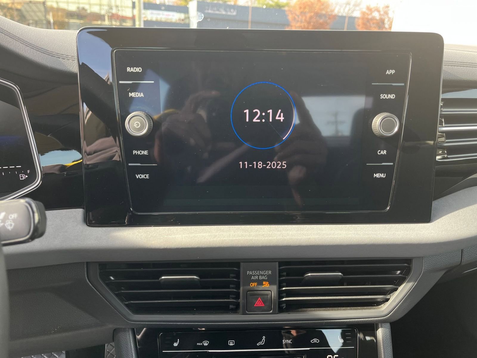 Thumbnail: 2025 Volkswagen Jetta - 25