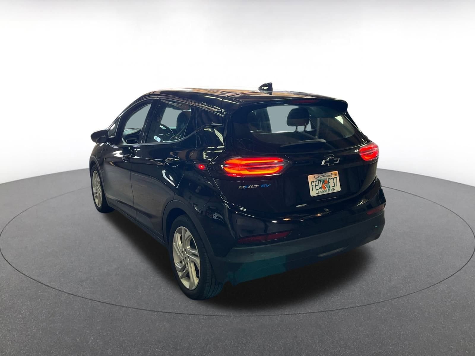 Thumbnail: 2023 Chevrolet Bolt EV - 5