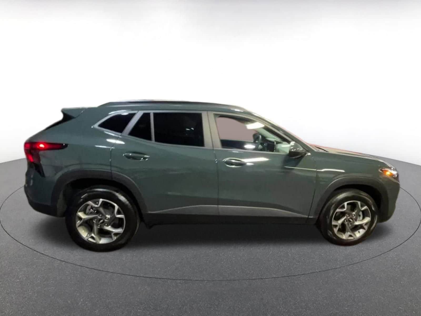 Thumbnail: 2025 Chevrolet Trax - 16