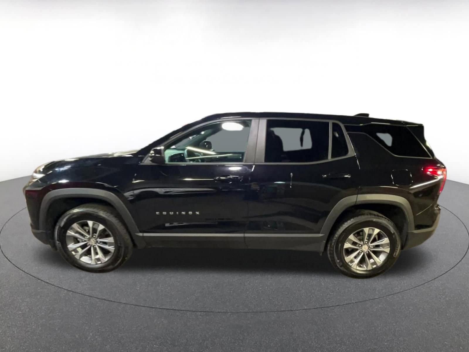 Thumbnail: 2025 Chevrolet Equinox - 9