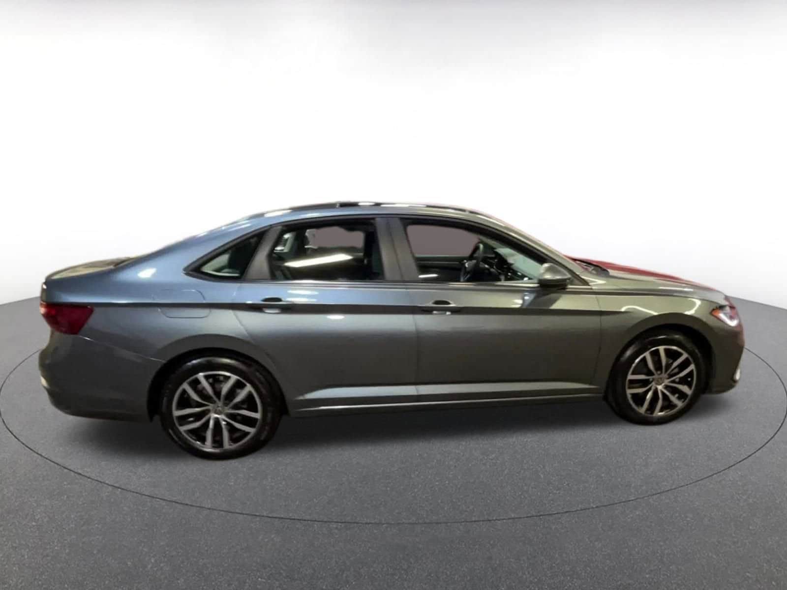 Thumbnail: 2025 Volkswagen Jetta - 16