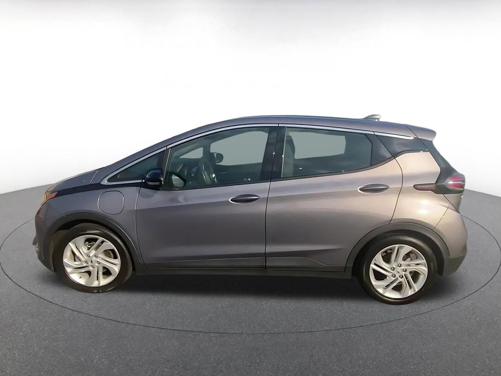 Thumbnail: 2023 Chevrolet Bolt EV - 9