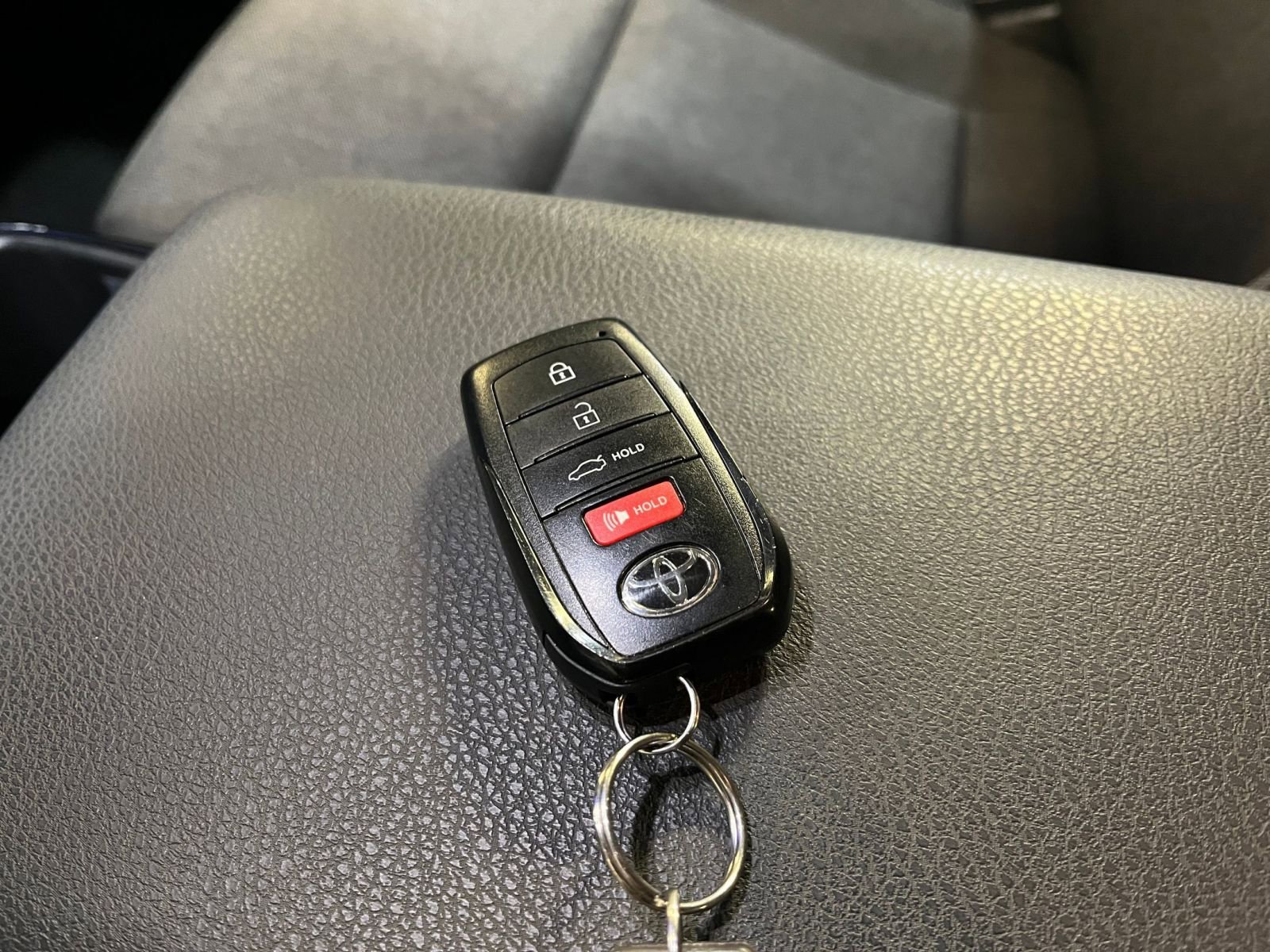 Thumbnail: 2025 Toyota Camry - 22