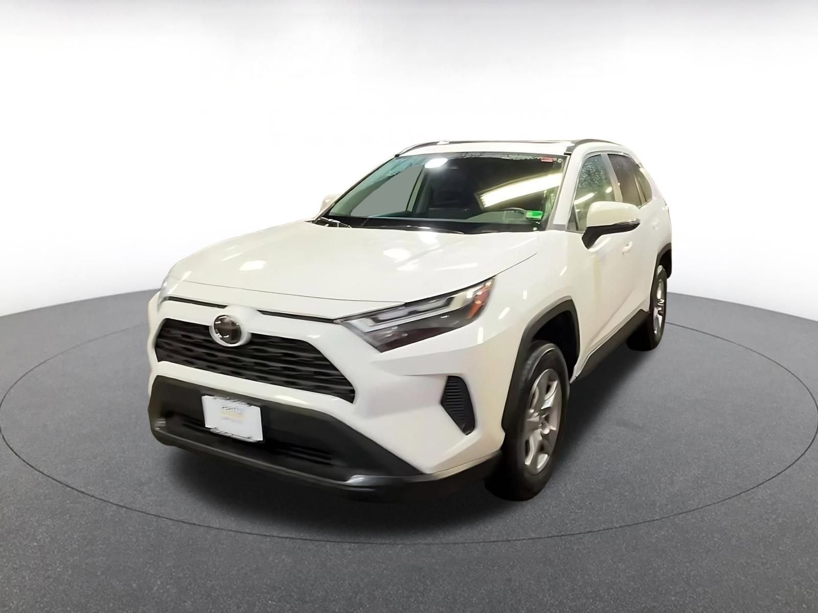 Thumbnail: 2025 Toyota RAV4 - 7