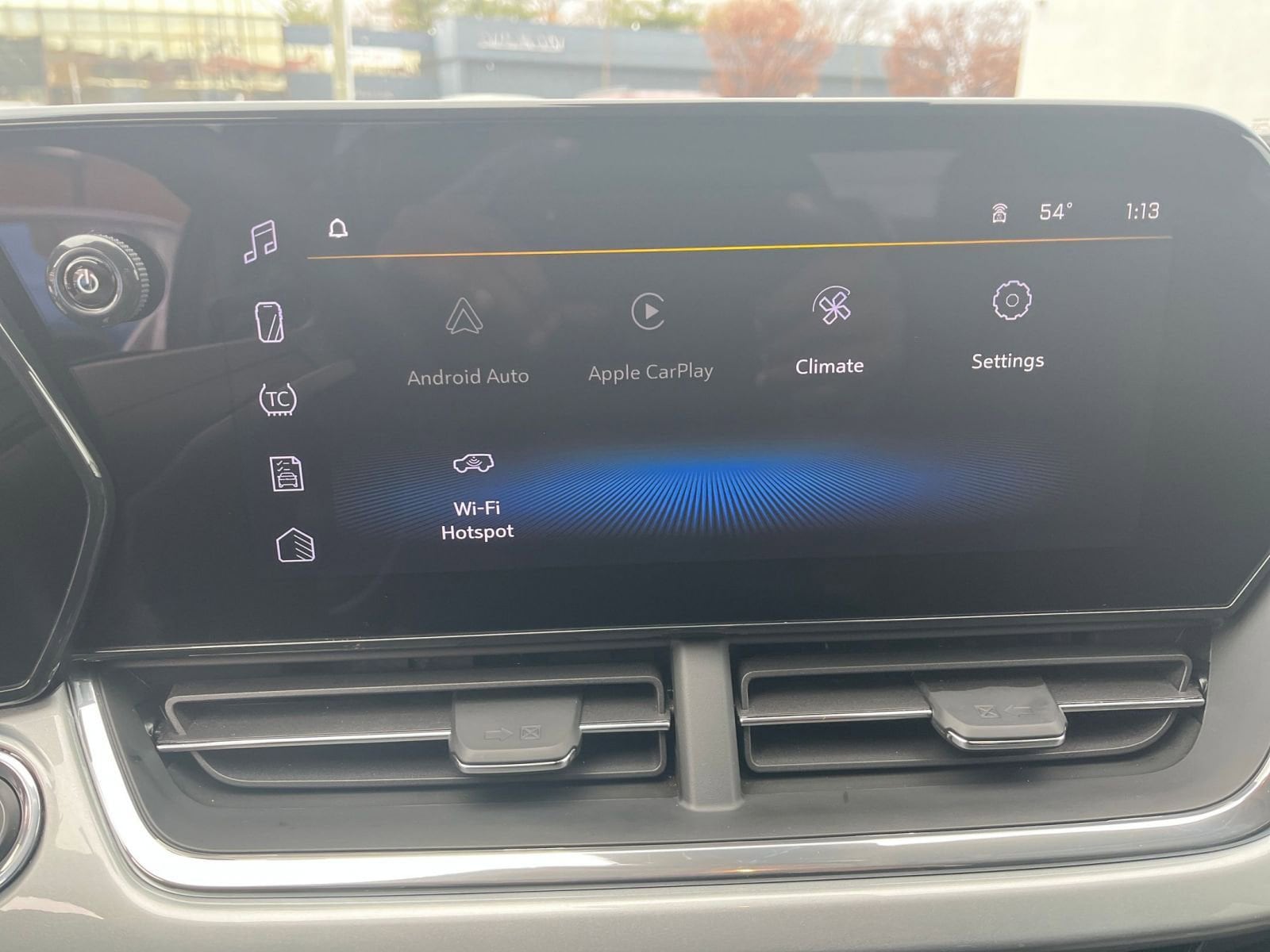 Thumbnail: 2025 Chevrolet Trax - 21