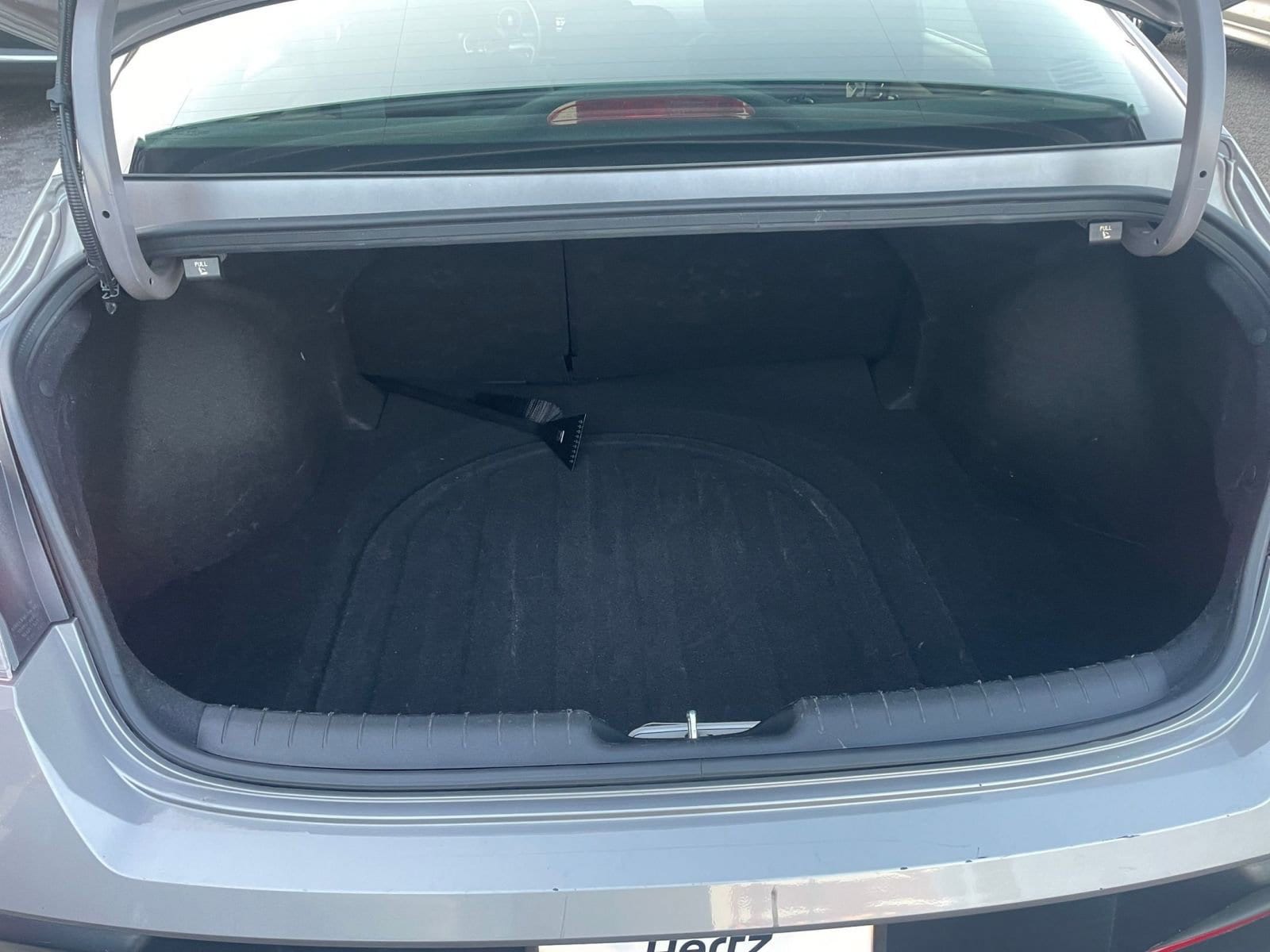 Thumbnail: 2025 Hyundai Elantra - 32