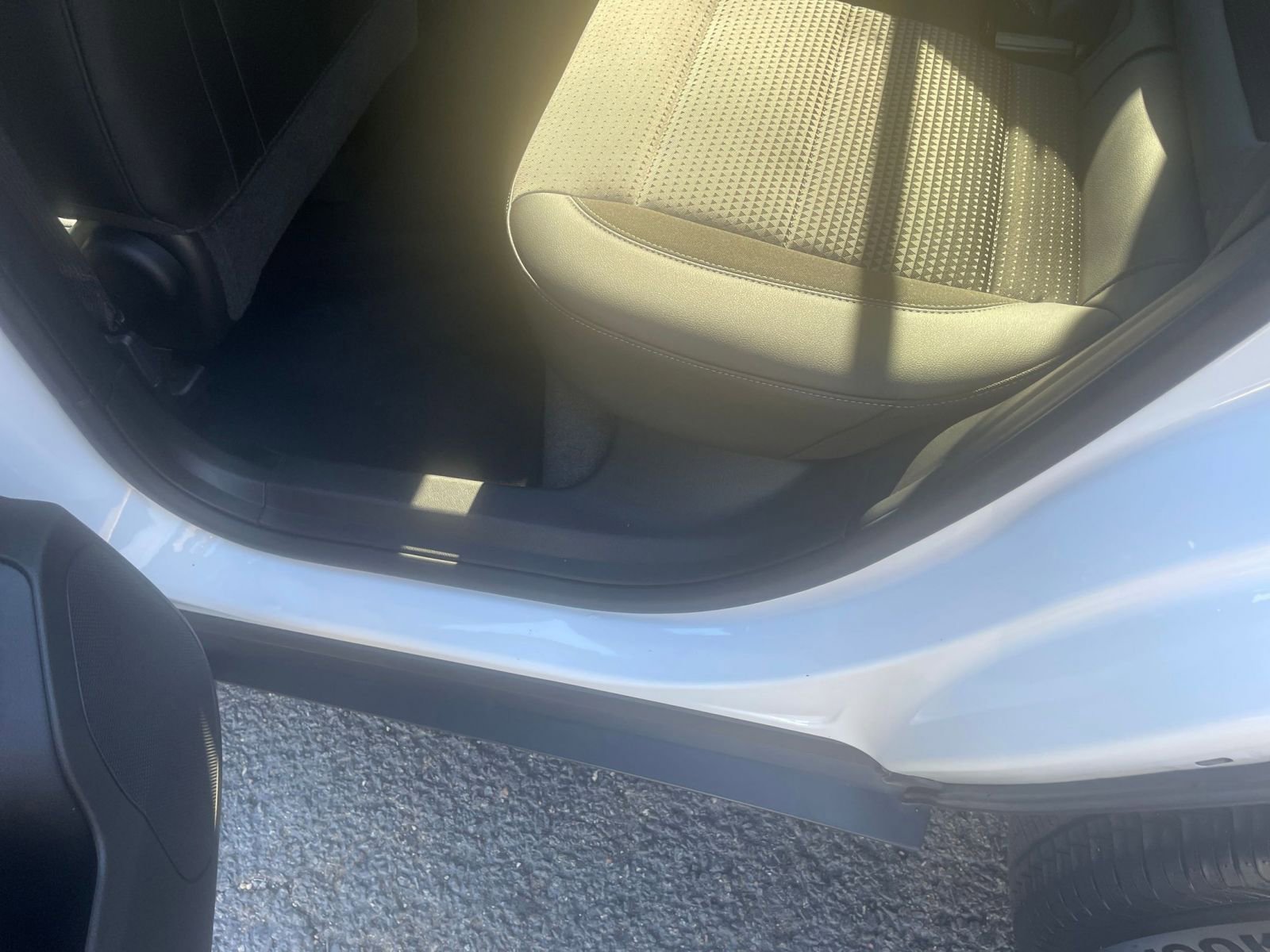 Thumbnail: 2024 Chevrolet Trax - 25