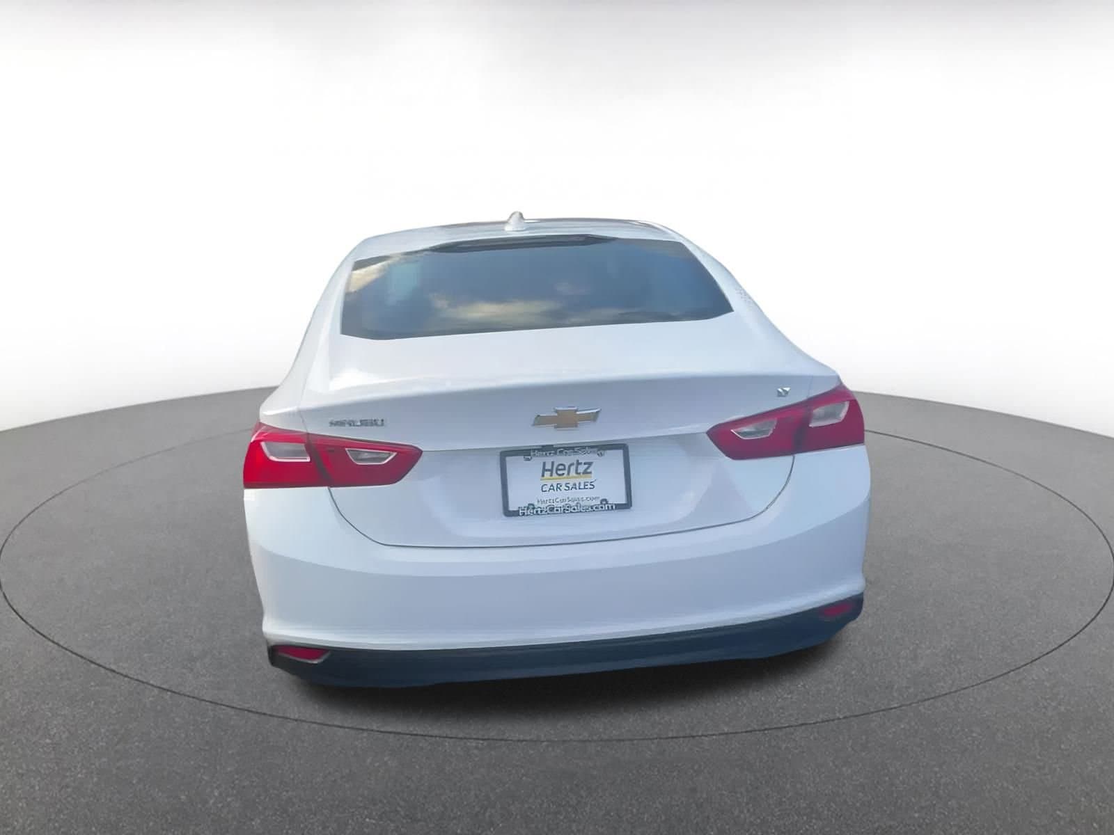 Thumbnail: 2023 Chevrolet Malibu - 12
