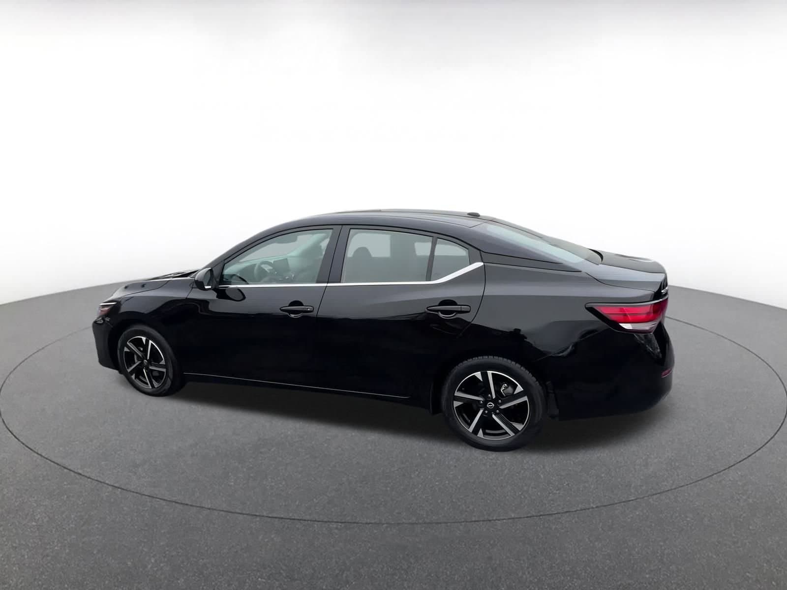 Thumbnail: 2024 Nissan Sentra - 9