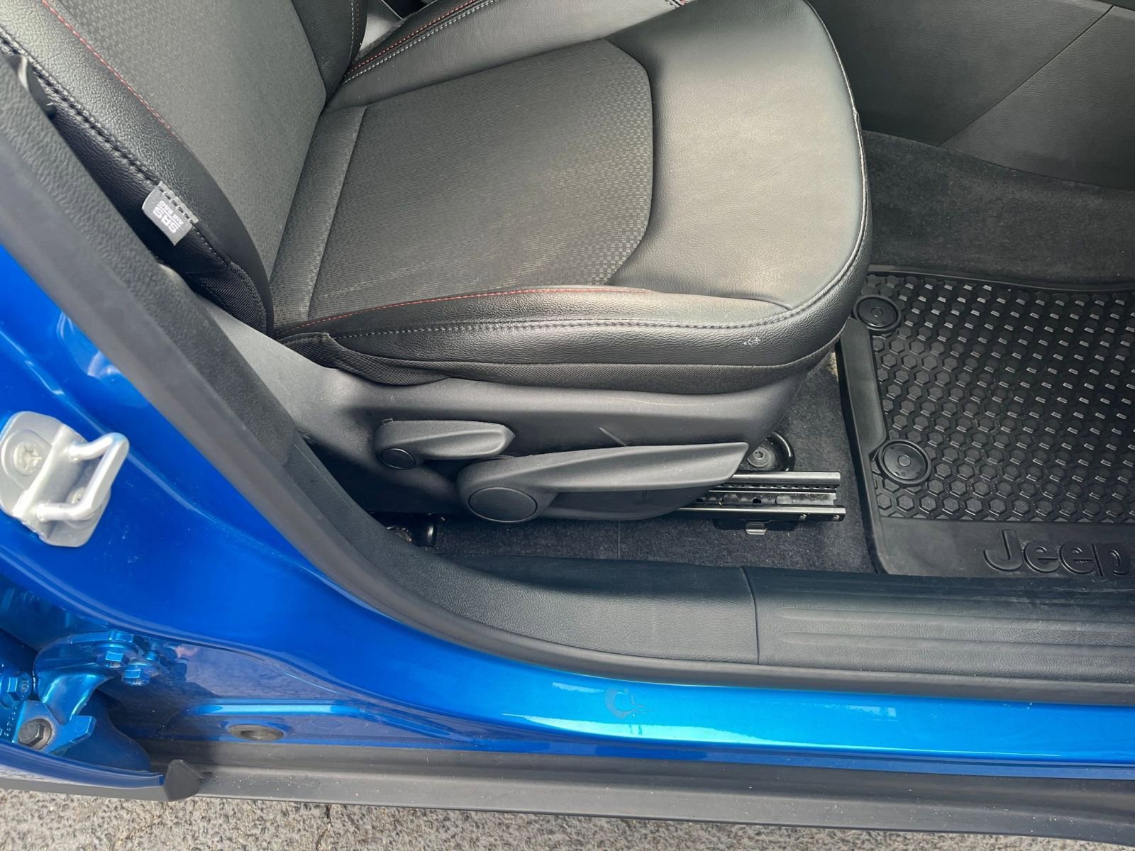 Thumbnail: 2025 Jeep Compass - 25