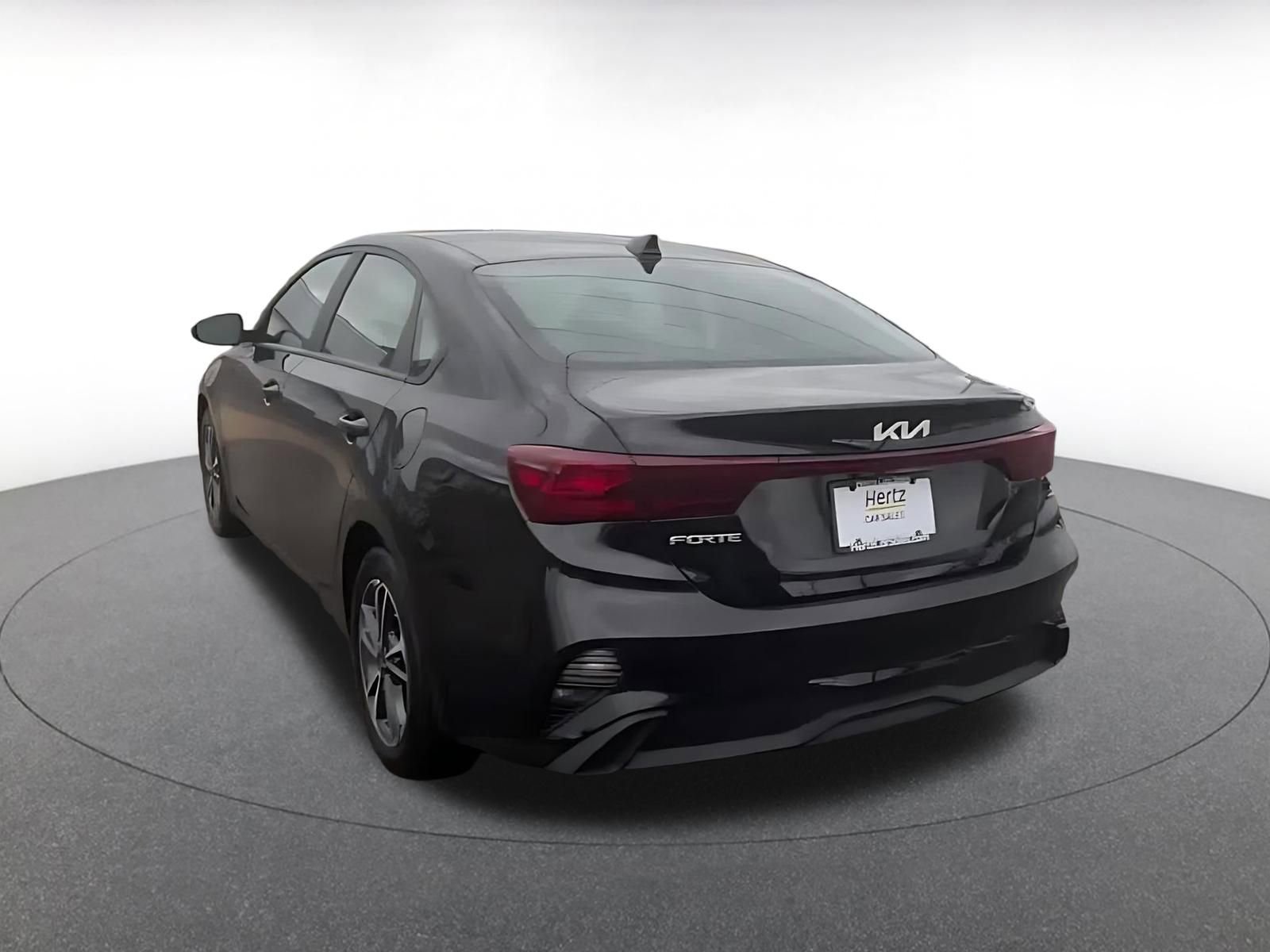 Thumbnail: 2024 Kia Forte - 11