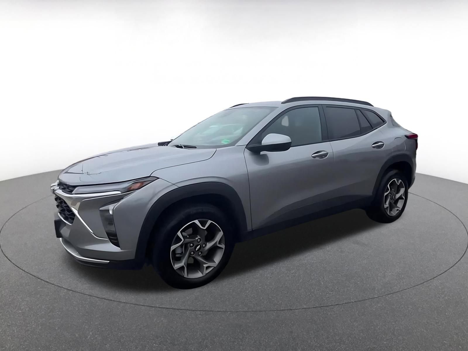 Thumbnail: 2025 Chevrolet Trax - 8