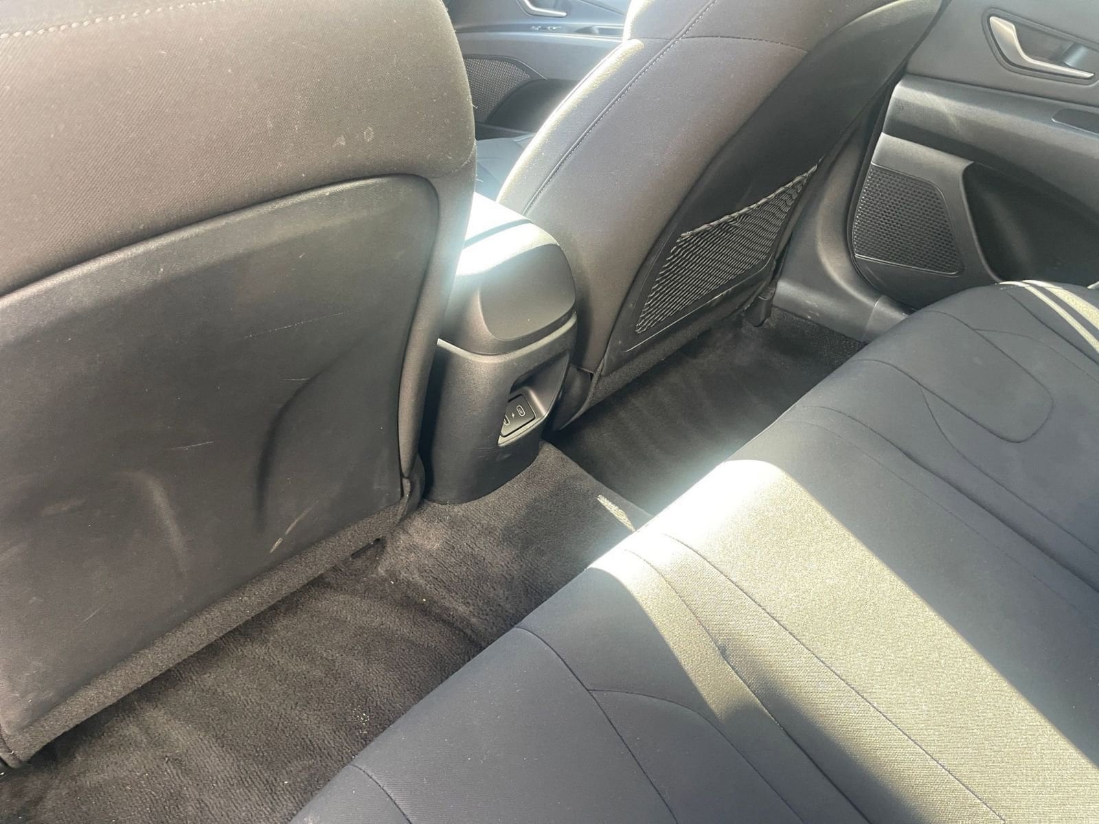 Thumbnail: 2025 Hyundai Elantra - 23