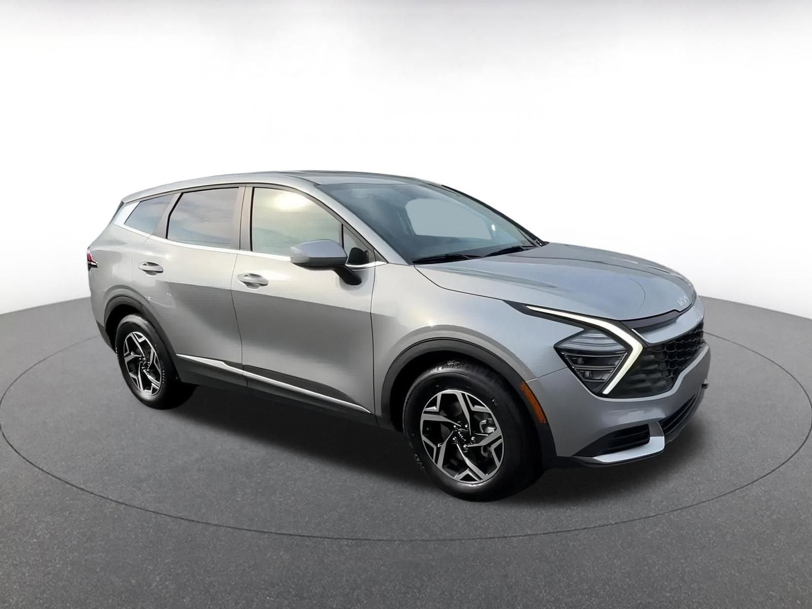 2024 Kia Sportage LX 2