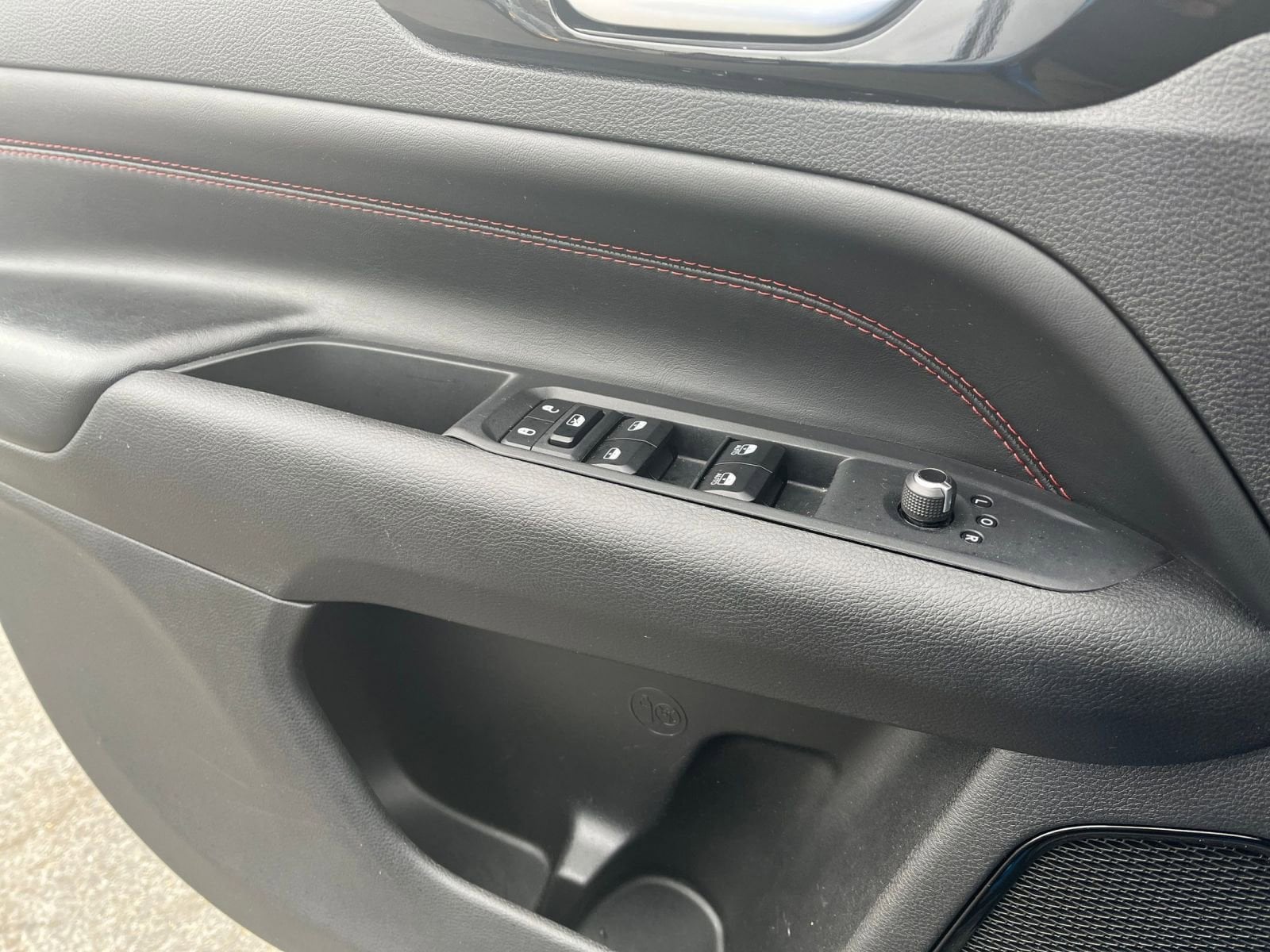 Thumbnail: 2025 Jeep Compass - 20