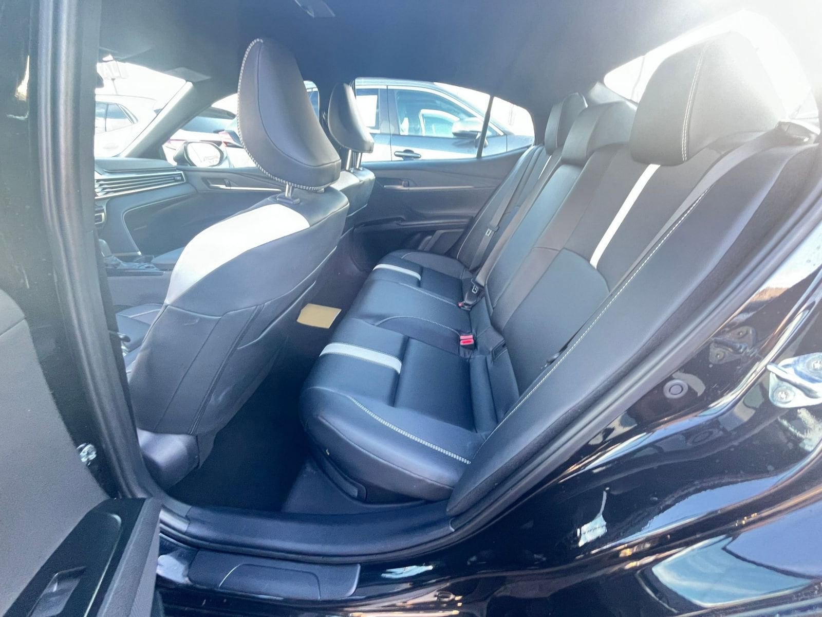 Thumbnail: 2025 Toyota Camry - 25