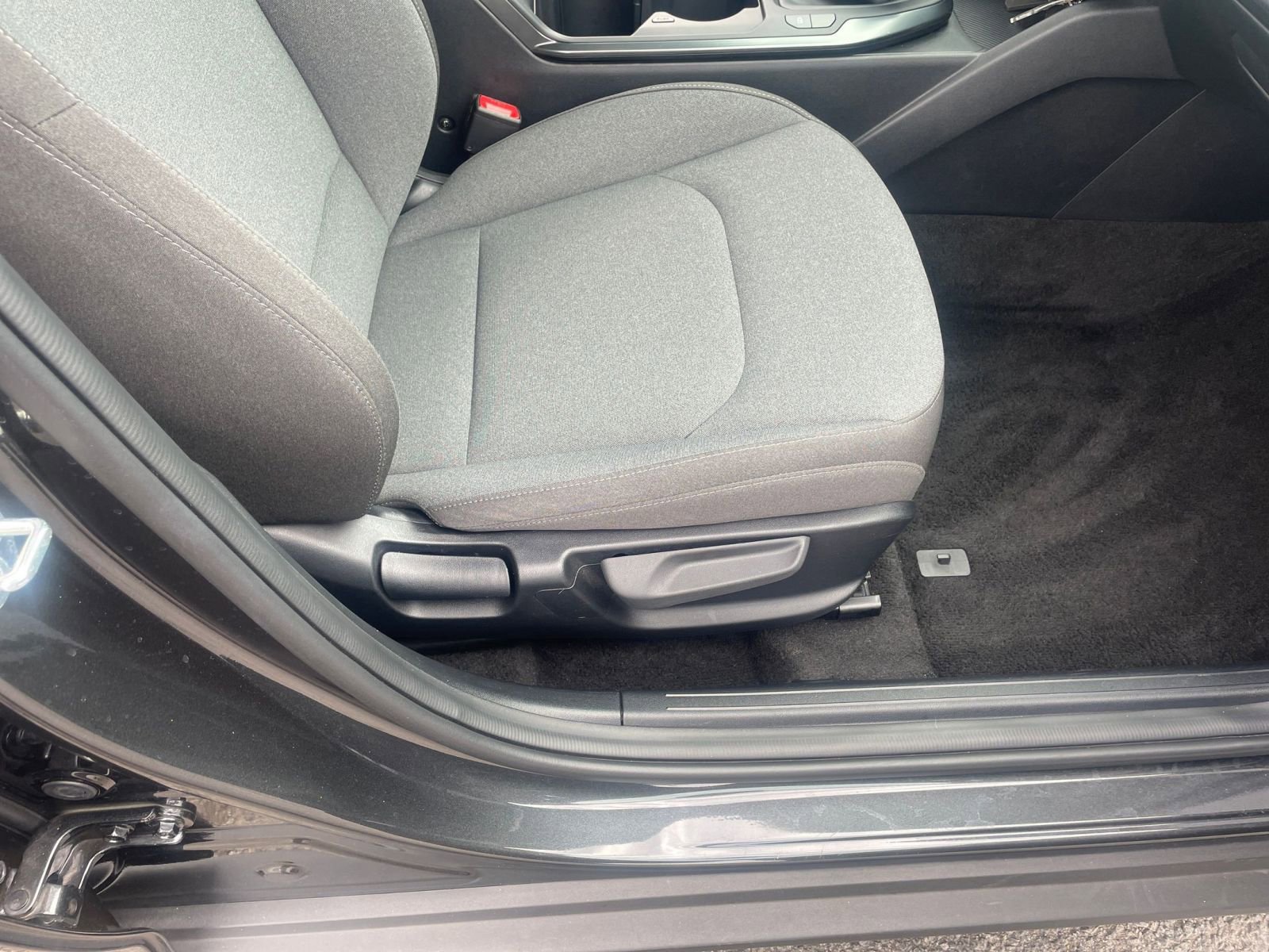 Thumbnail: 2025 Kia K4 - 28