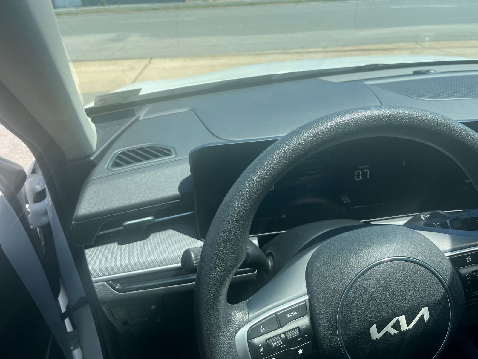 Thumbnail: 2025 Kia K5 - 33