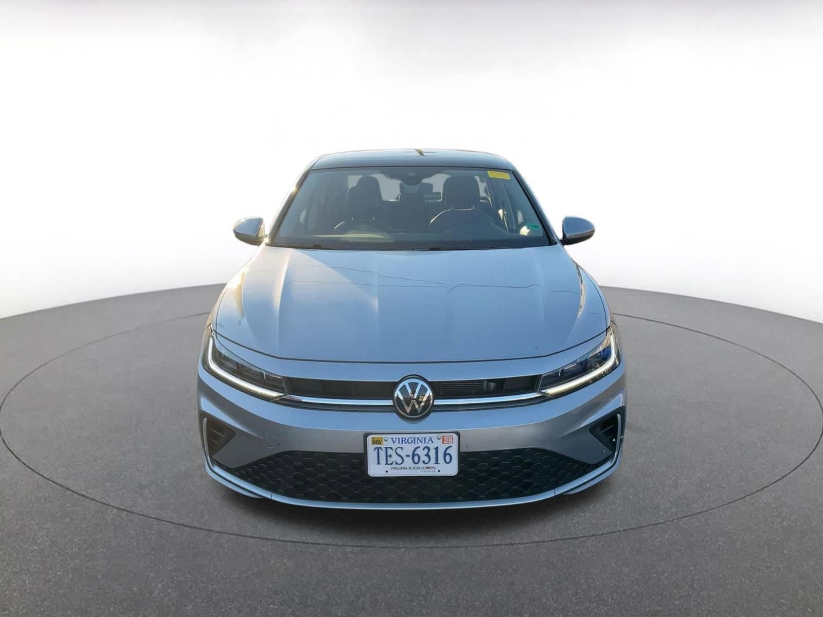 Thumbnail: 2025 Volkswagen Jetta - 2