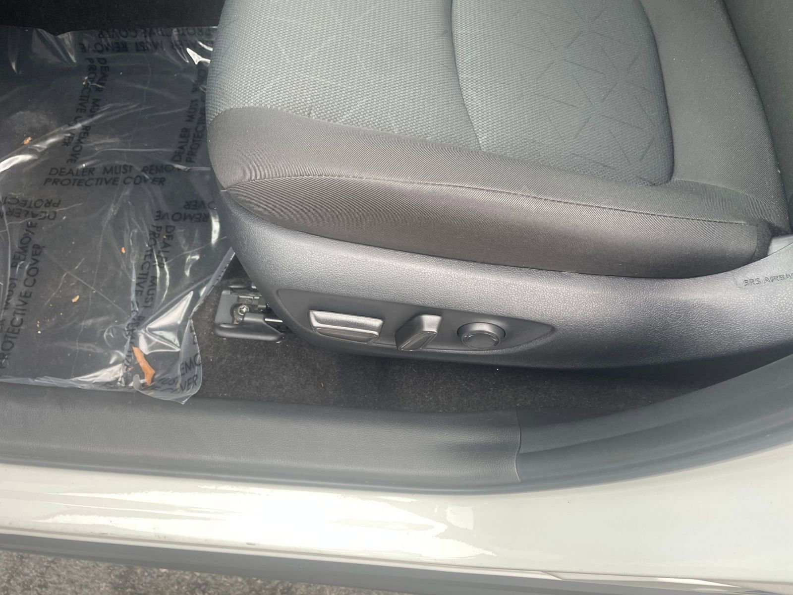 Thumbnail: 2025 Toyota RAV4 - 23