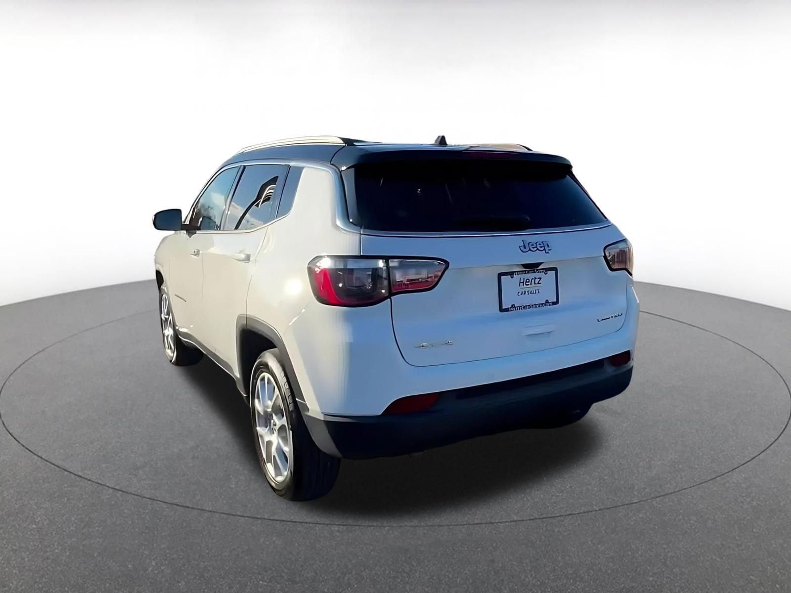 Thumbnail: 2025 Jeep Compass - 11