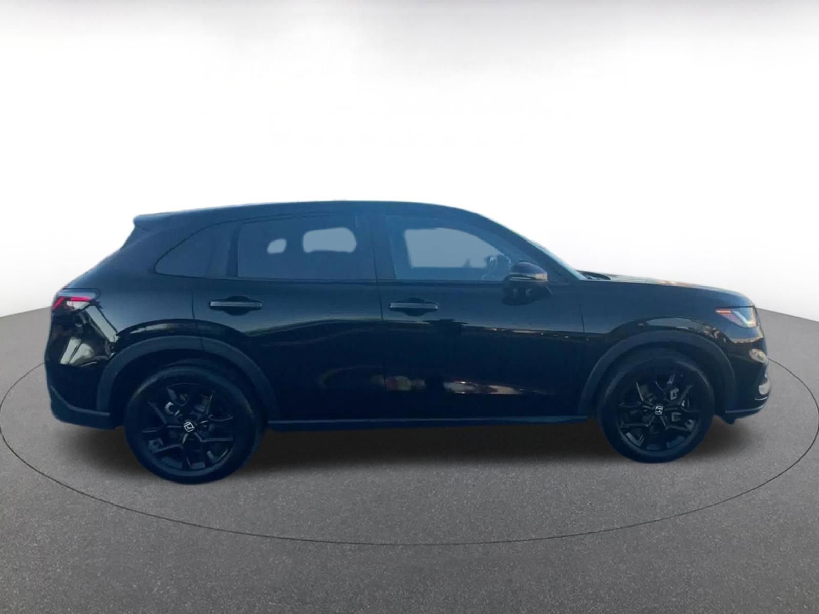 Thumbnail: 2025 Honda HR-V - 16