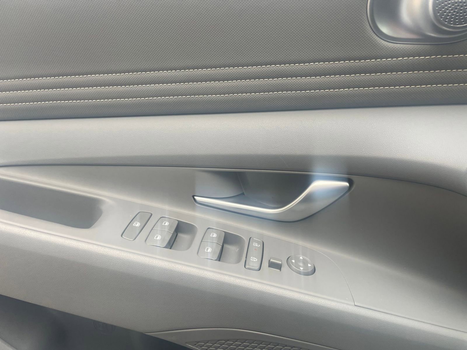 Thumbnail: 2025 Hyundai Elantra - 20