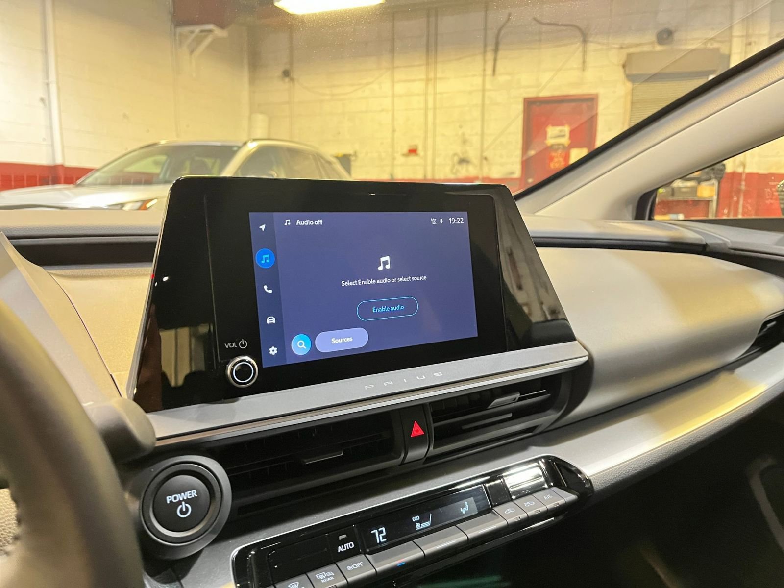 Thumbnail: 2025 Toyota Prius - 21