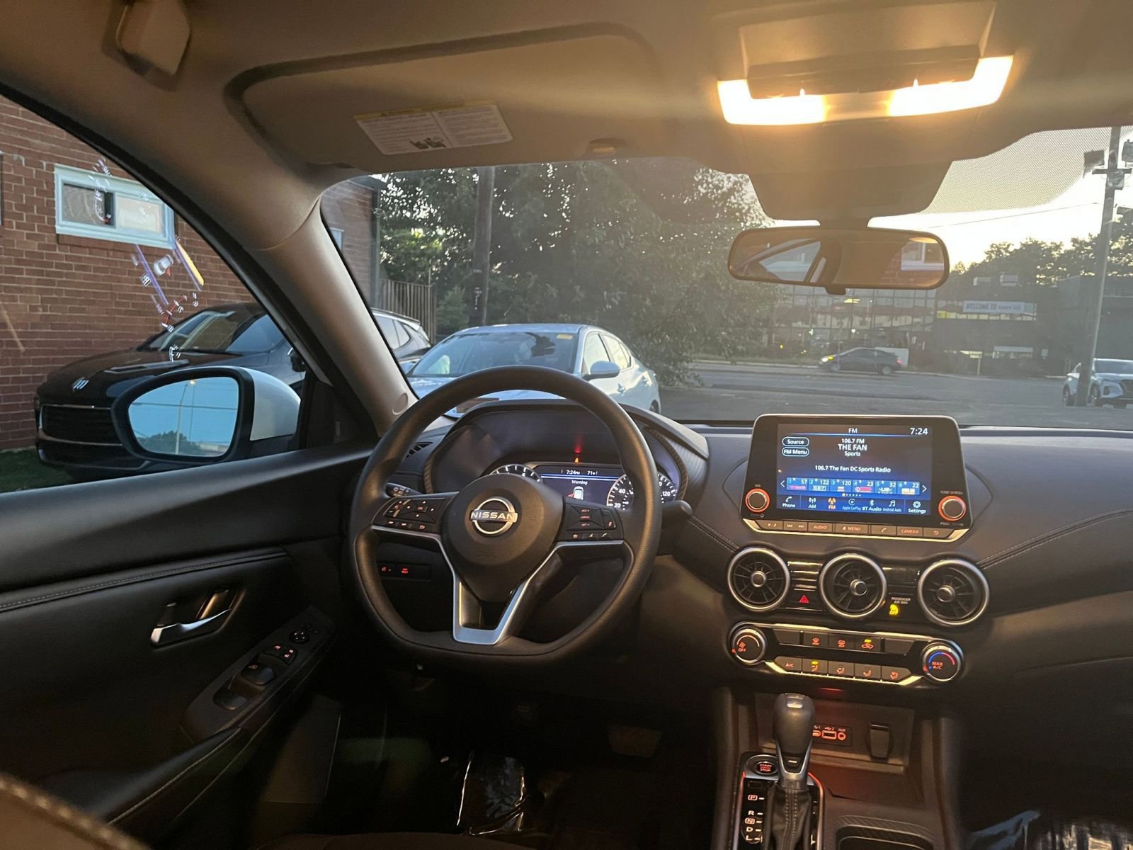 Thumbnail: 2024 Nissan Sentra - 33