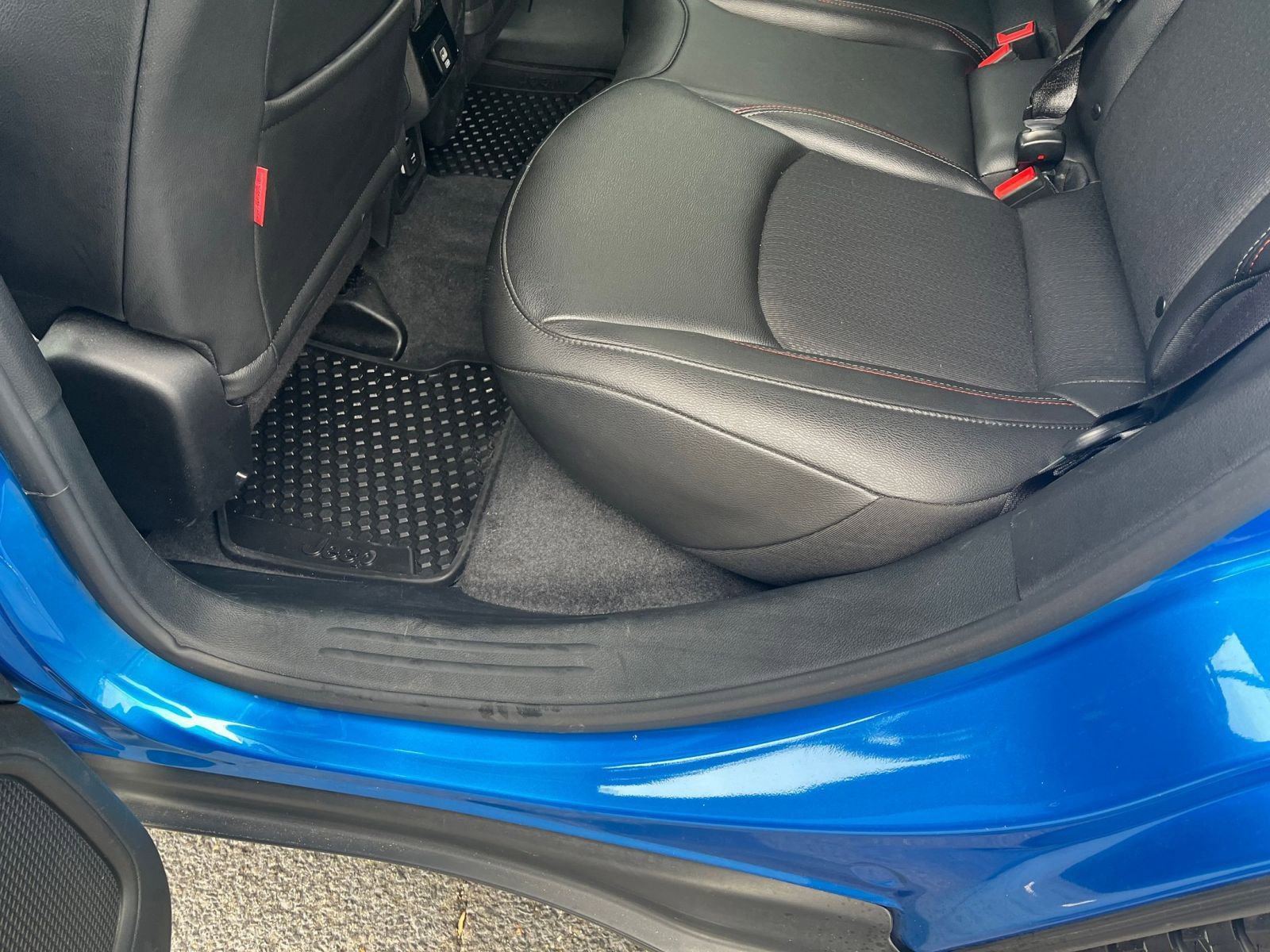 Thumbnail: 2025 Jeep Compass - 24