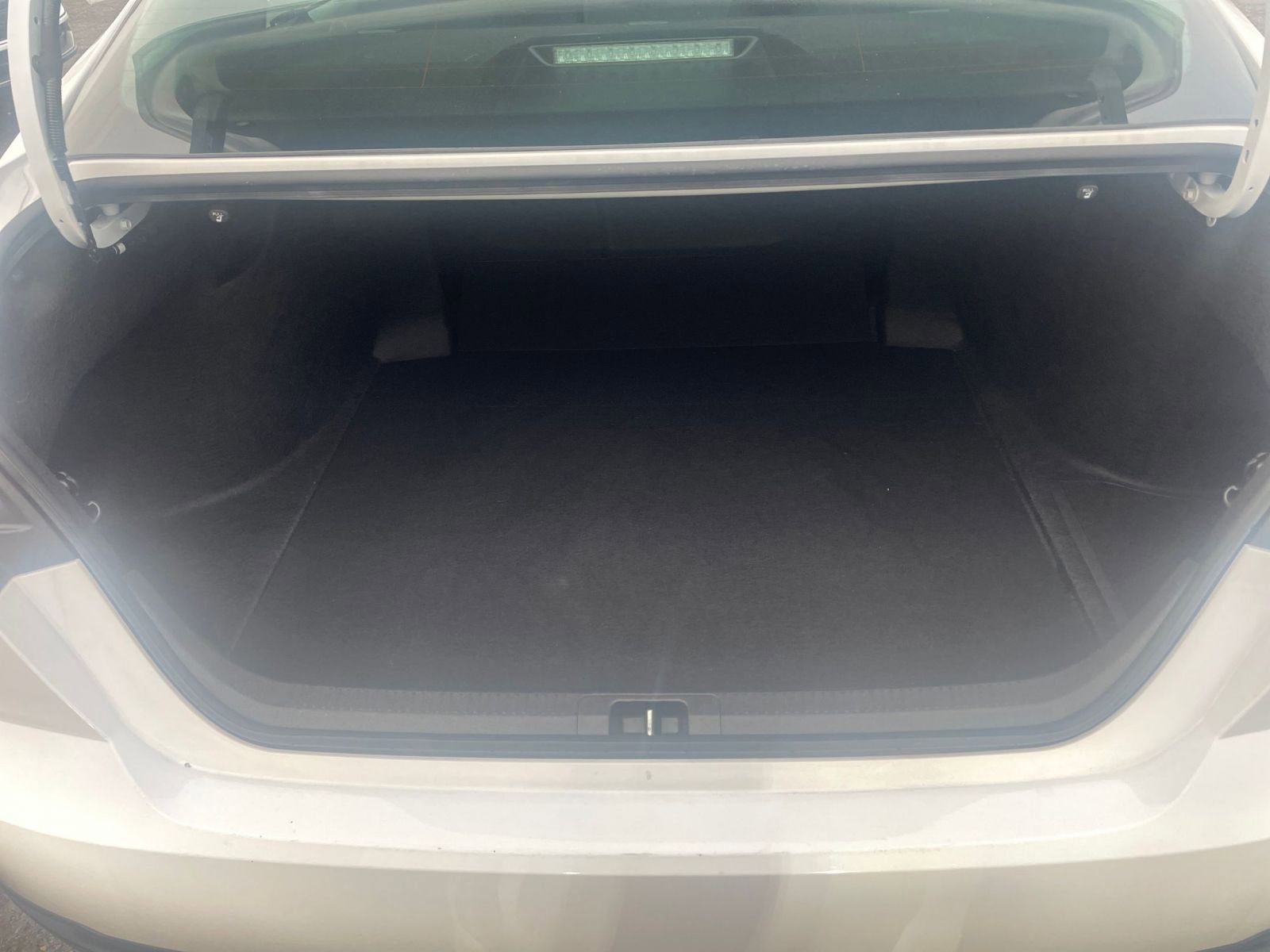 Thumbnail: 2025 Toyota Camry - 30