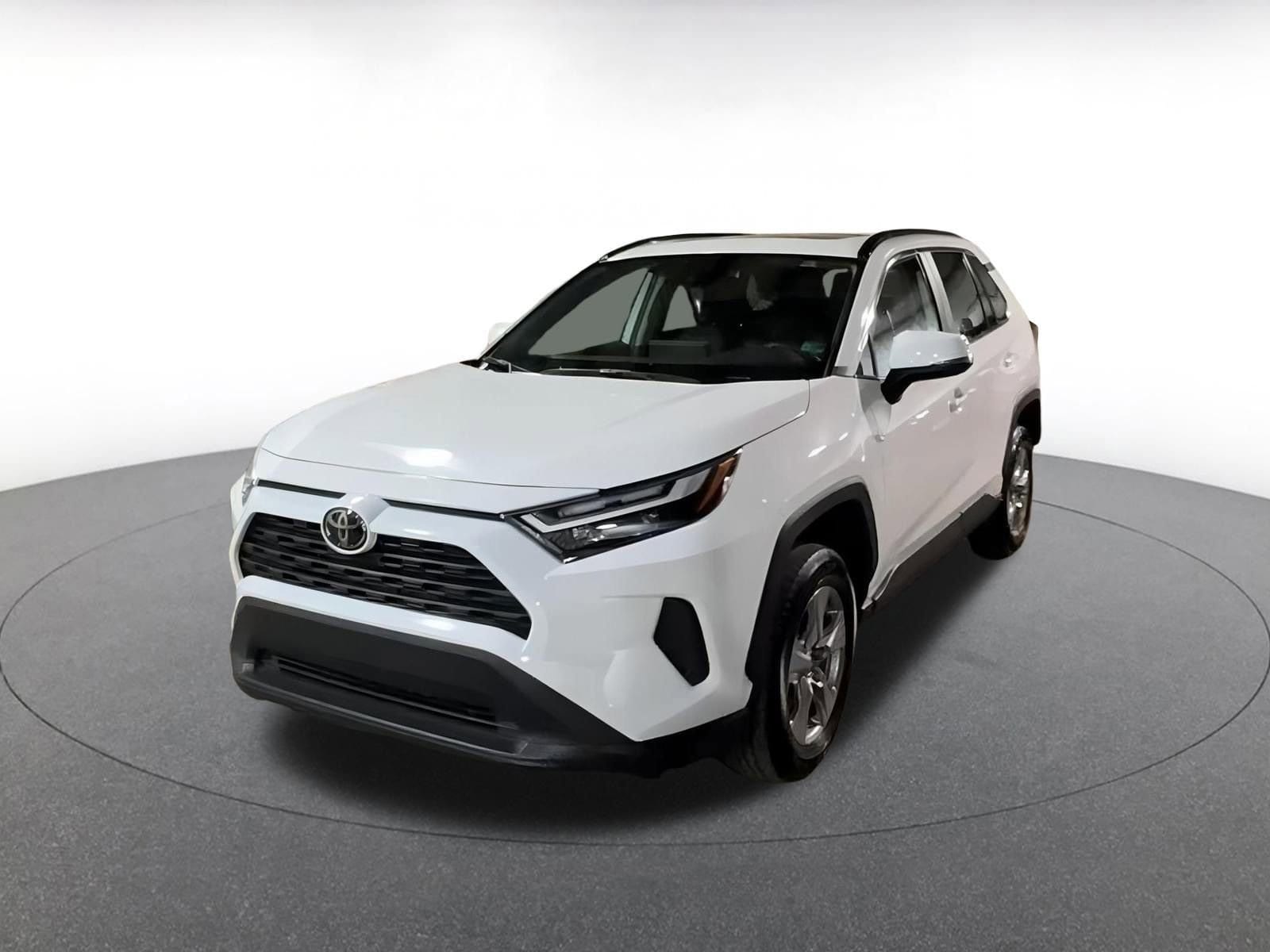 Thumbnail: 2025 Toyota RAV4 - 7