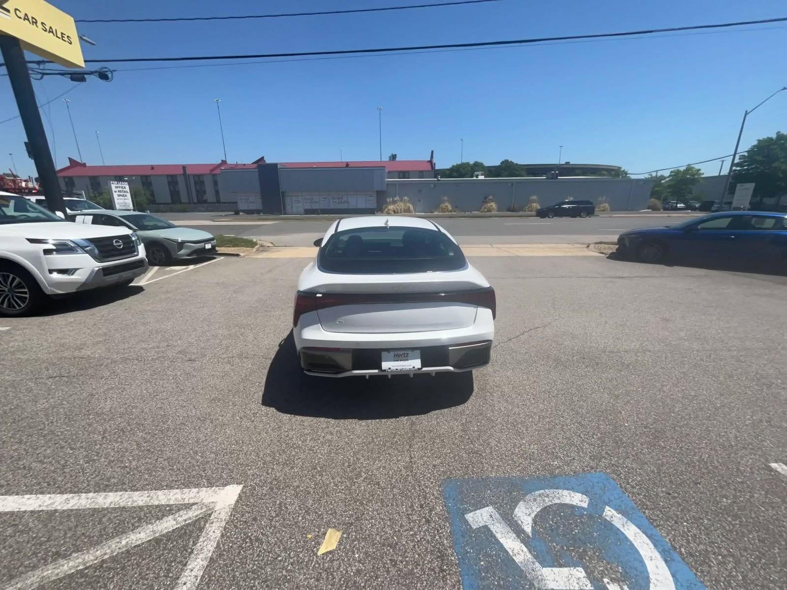 Thumbnail: 2025 Kia K5 - 16