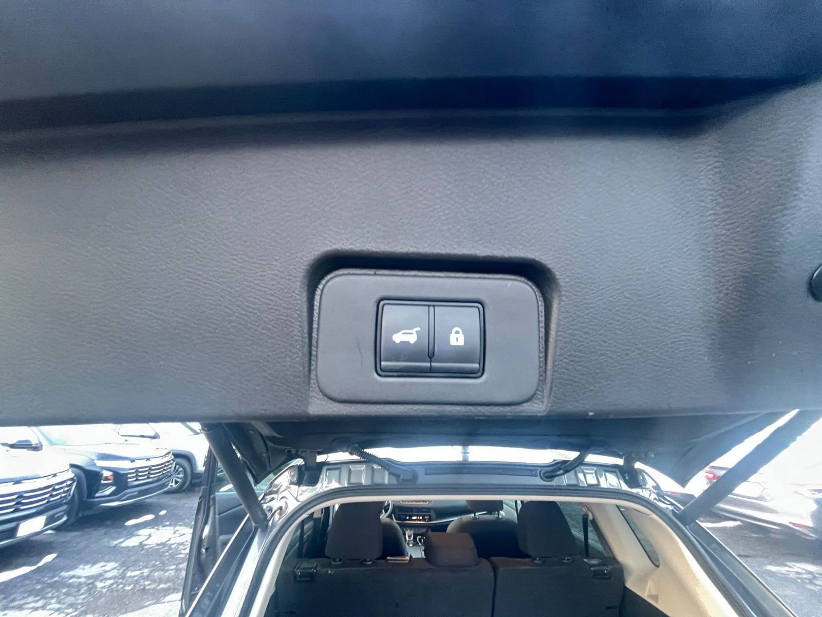 Thumbnail: 2025 Nissan Rogue - 23