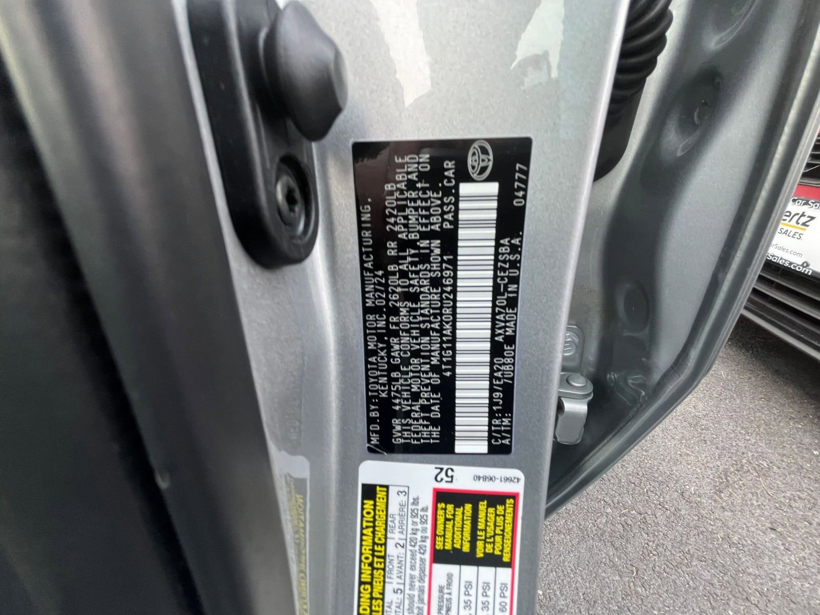2024 Toyota Camry SE 28