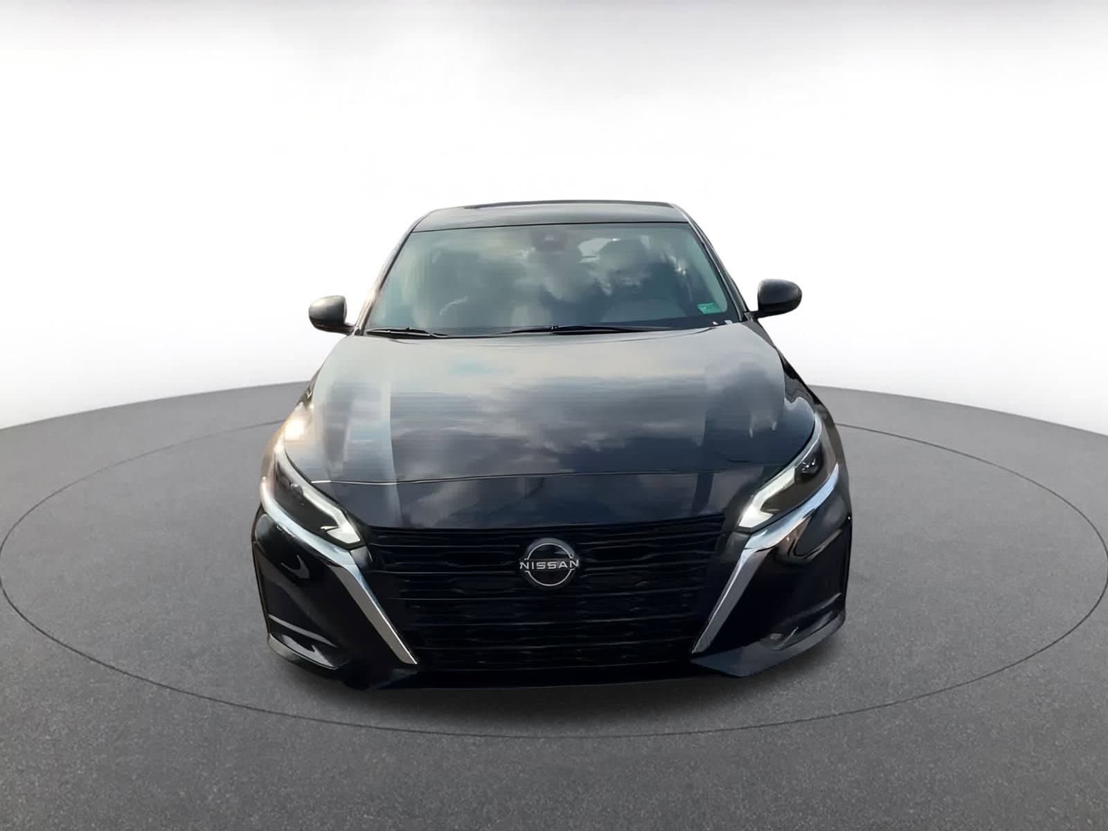 Thumbnail: 2024 Nissan Altima - 5