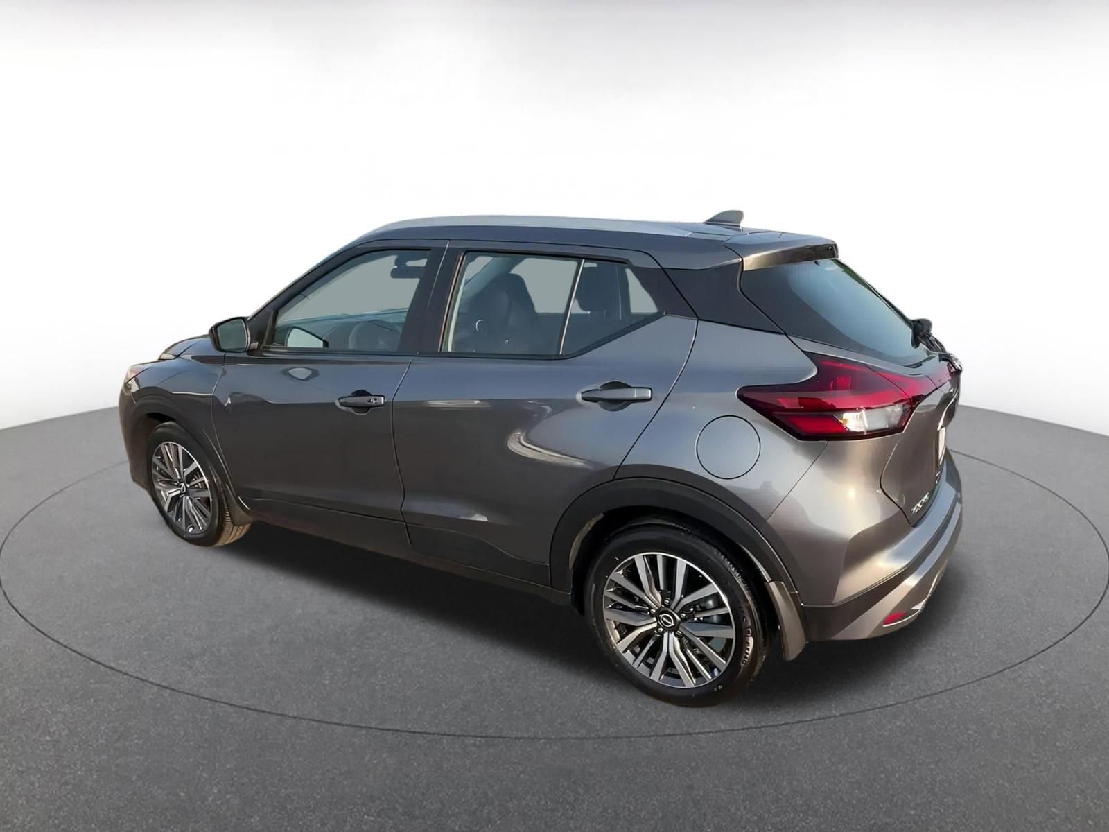 2024 Nissan Kicks SV 10