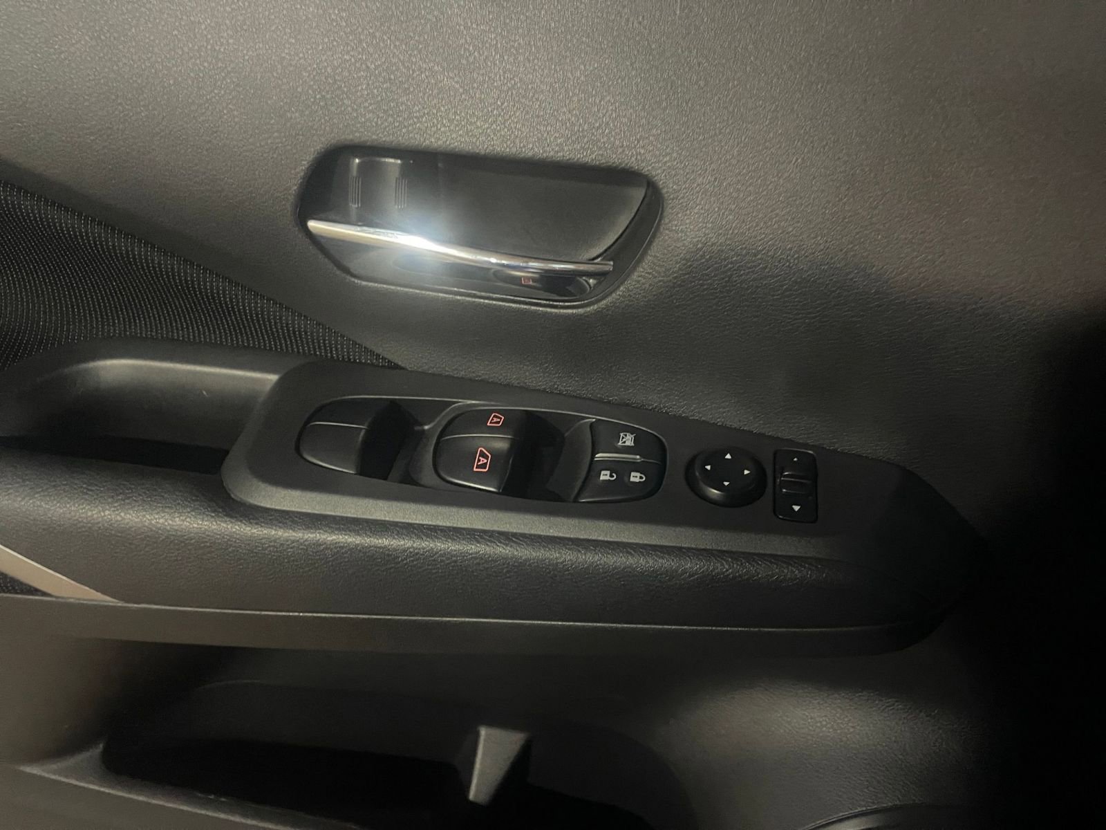 Thumbnail: 2024 Nissan Kicks - 20