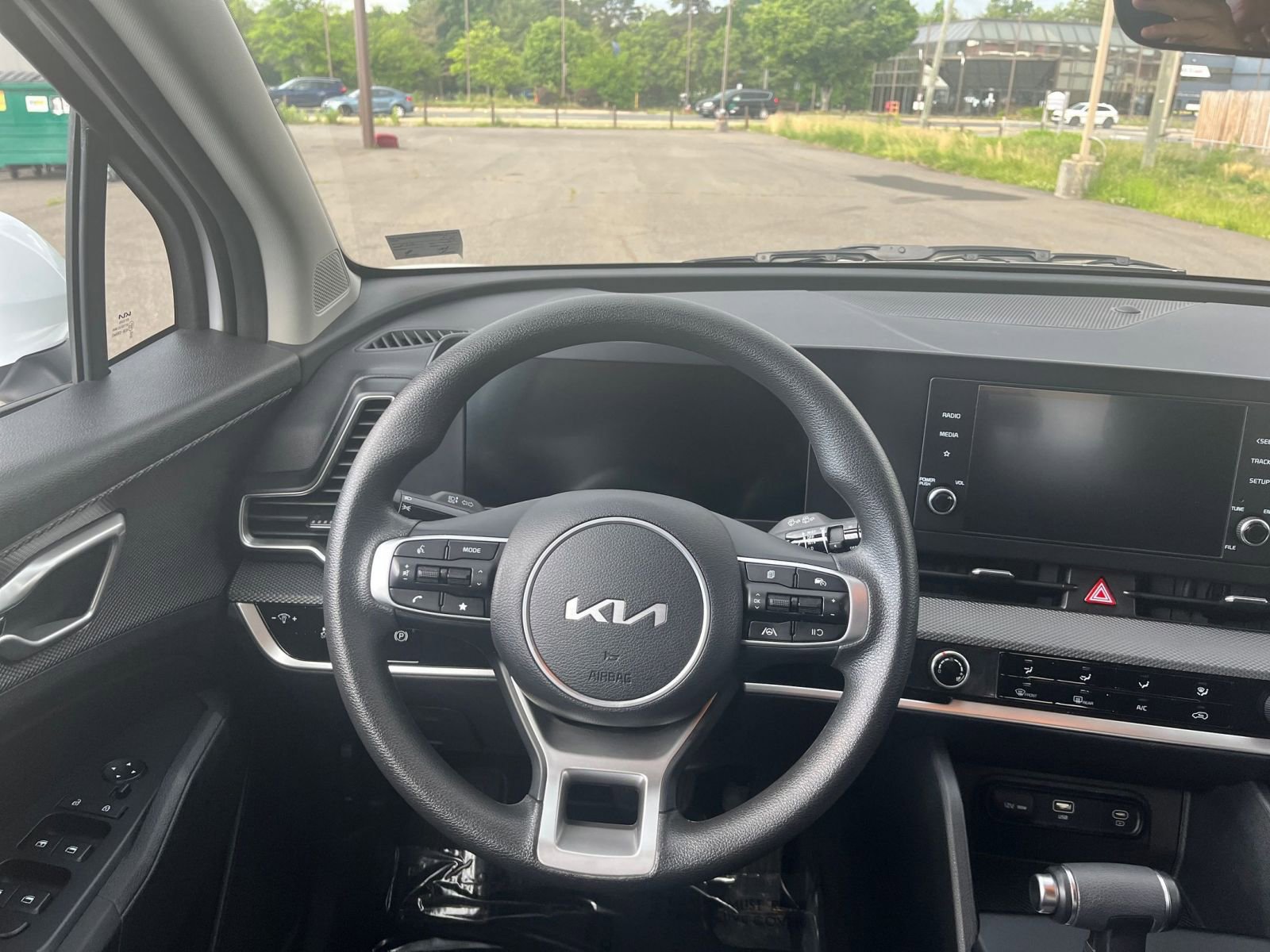 Thumbnail: 2025 Kia Sportage - 33