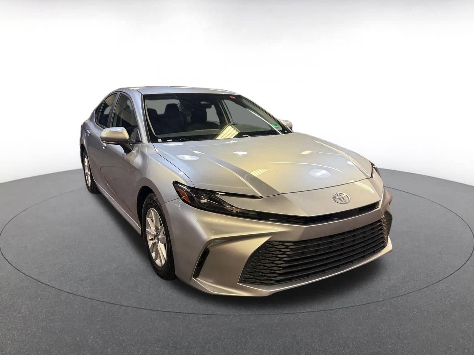 Thumbnail: 2025 Toyota Camry - 1