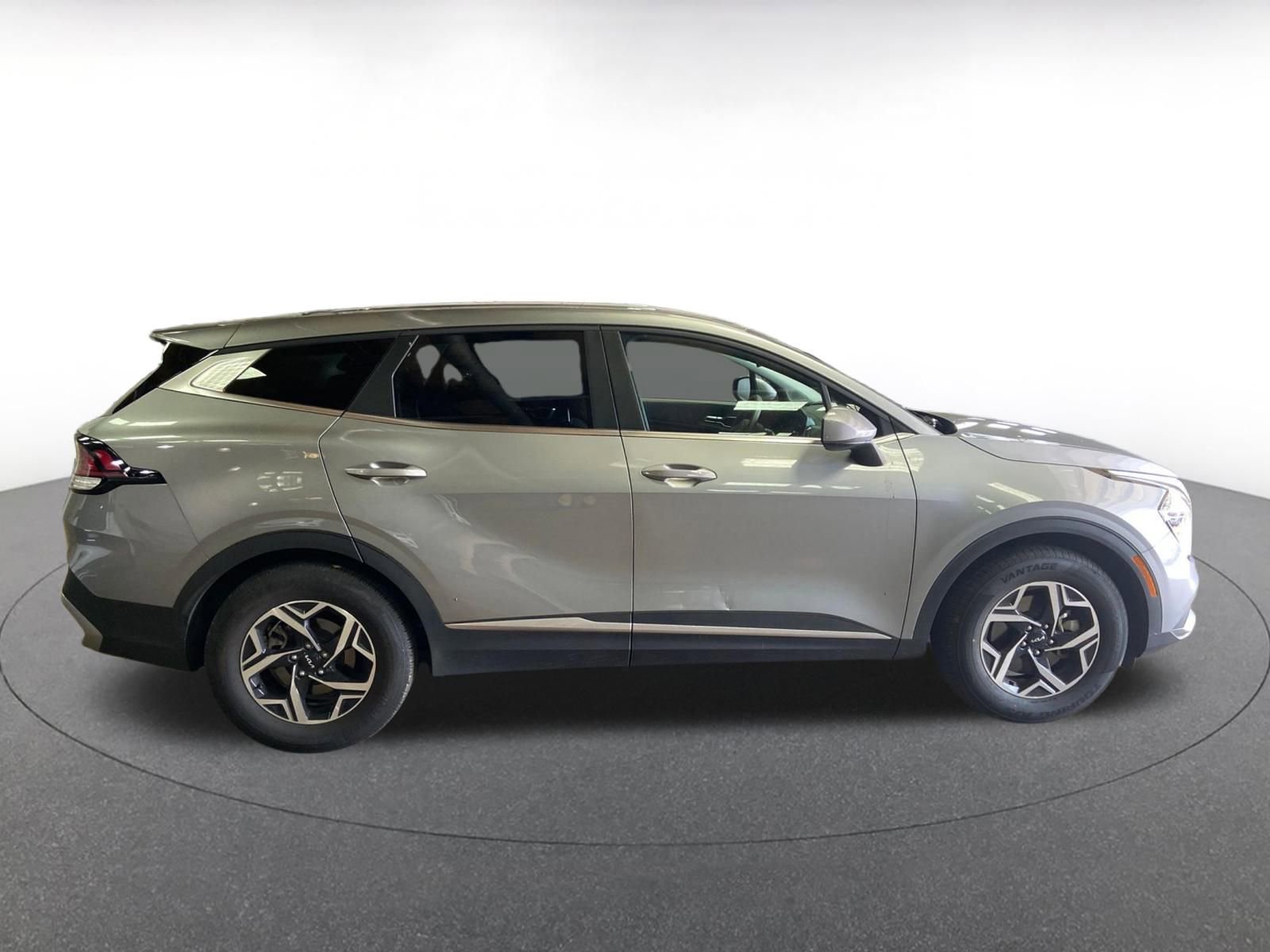 2024 Kia Sportage LX 25