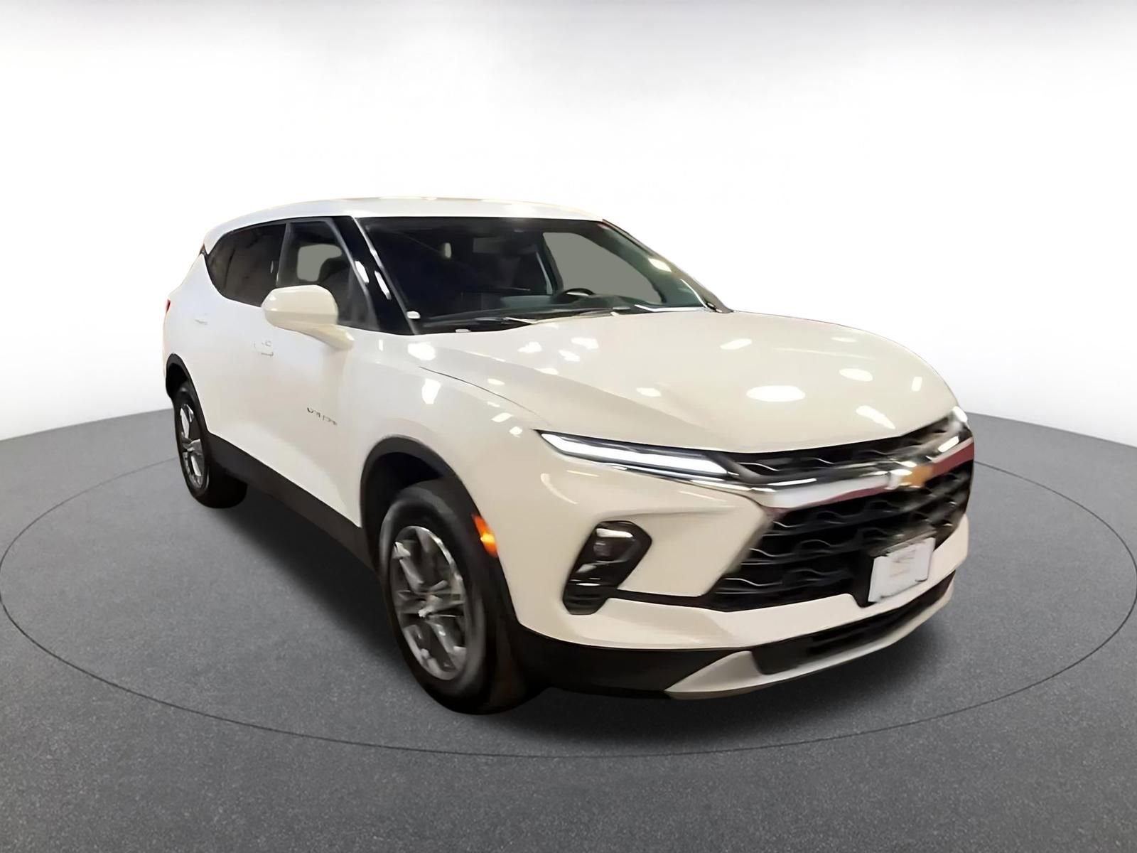 Thumbnail: 2025 Chevrolet Blazer - 3