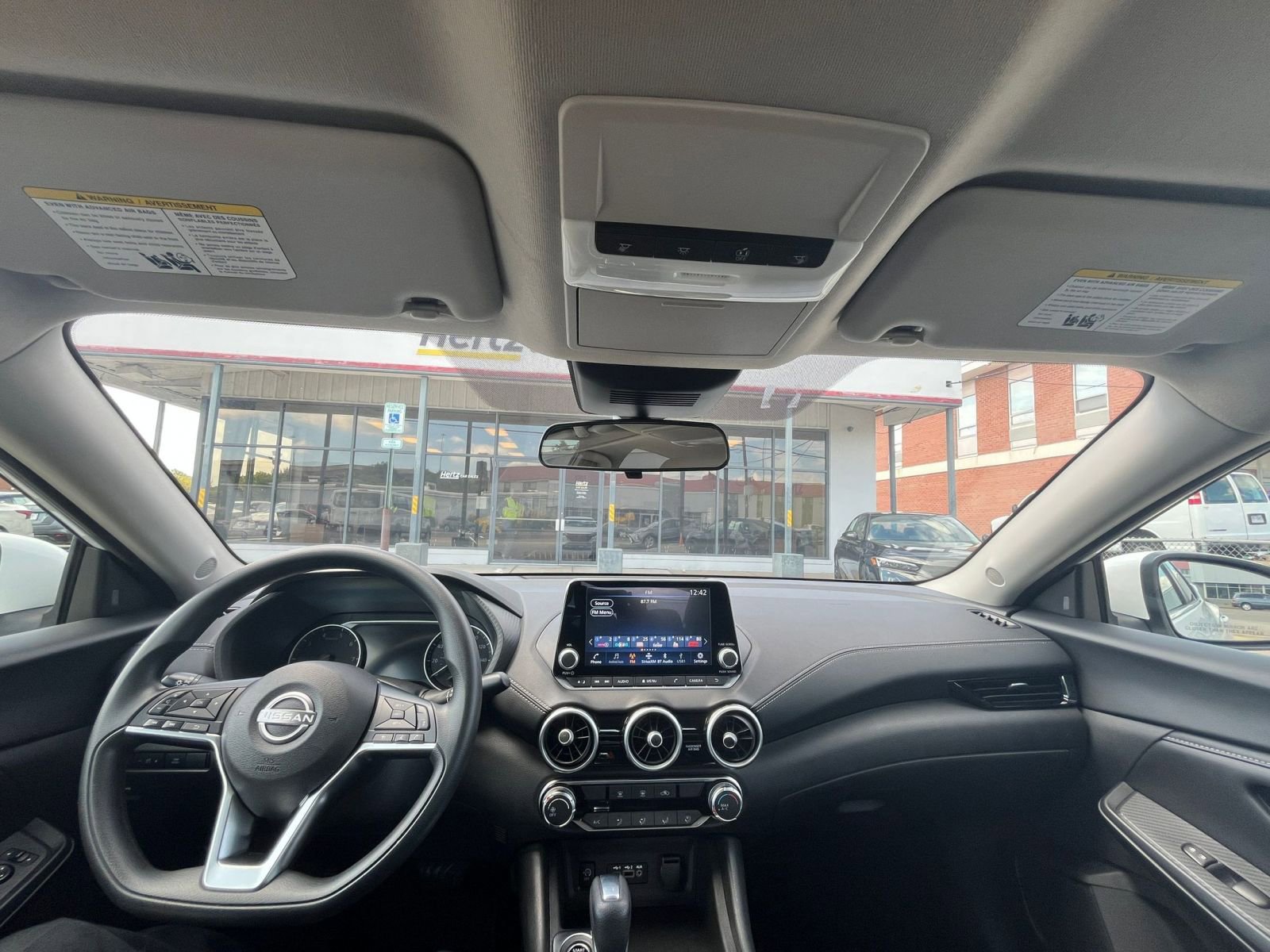 Thumbnail: 2024 Nissan Sentra - 31