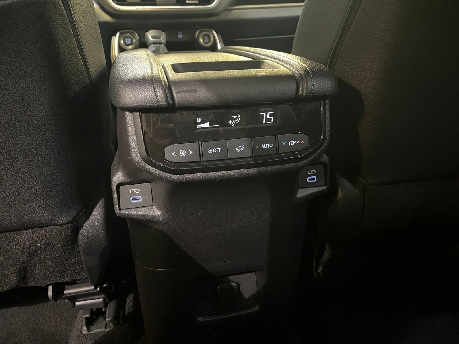 Thumbnail: 2025 Toyota Grand Highlander - 28