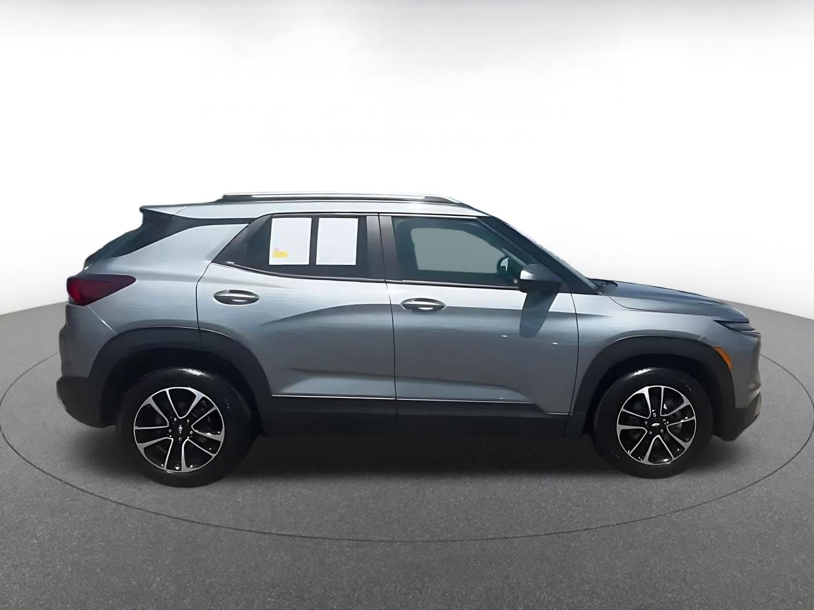 Thumbnail: 2025 Chevrolet TrailBlazer - 16