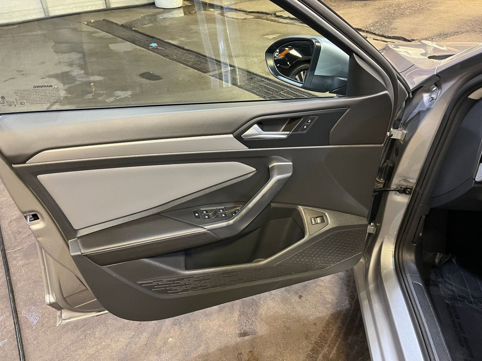 Thumbnail: 2025 Volkswagen Jetta - 20