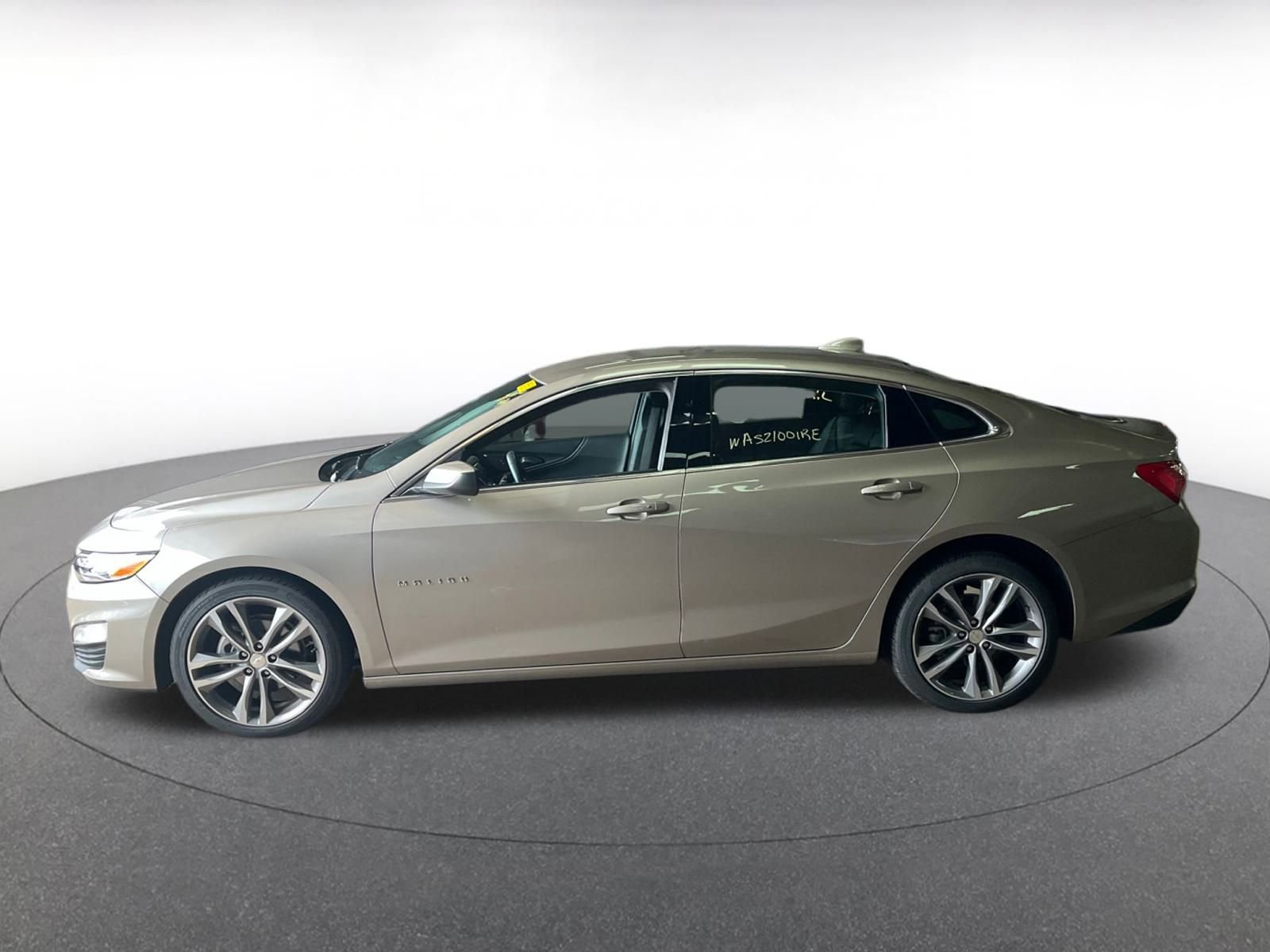 Thumbnail: 2024 Chevrolet Malibu - 4