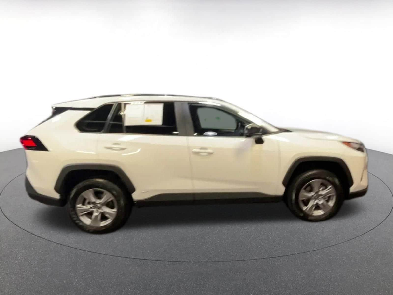 Thumbnail: 2025 Toyota RAV4 - 16