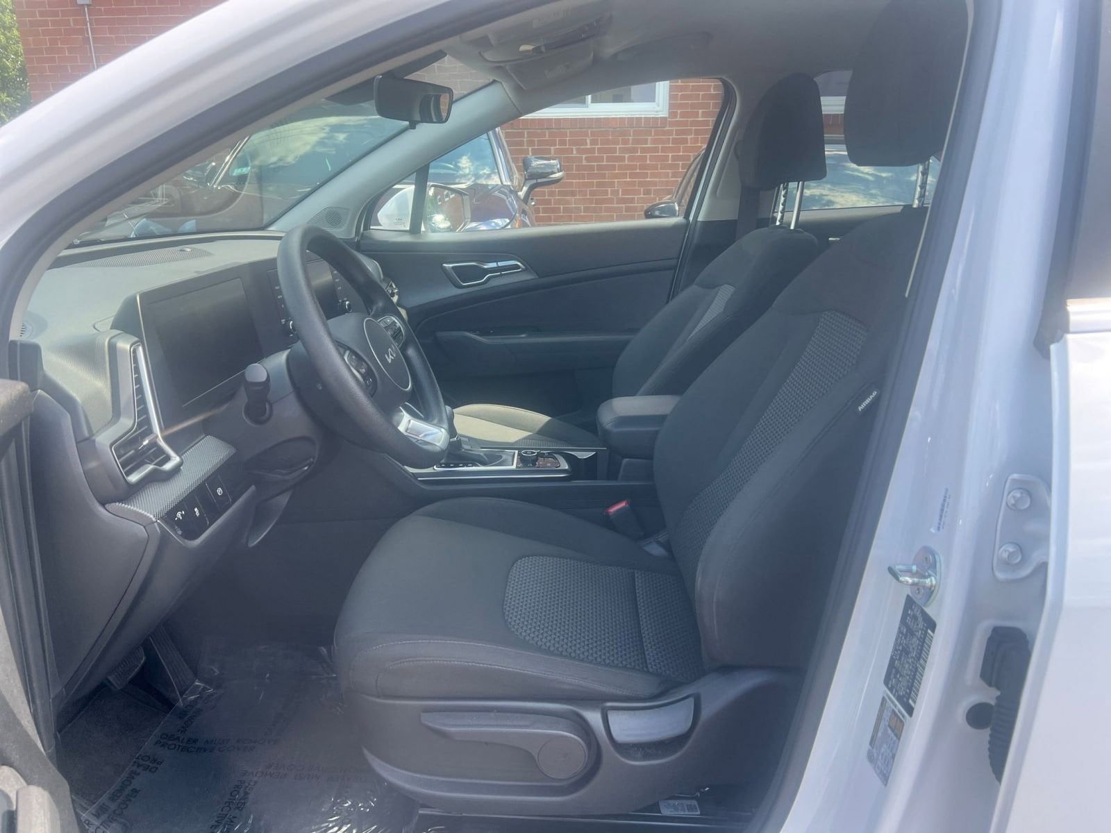 Thumbnail: 2025 Kia Sportage - 25