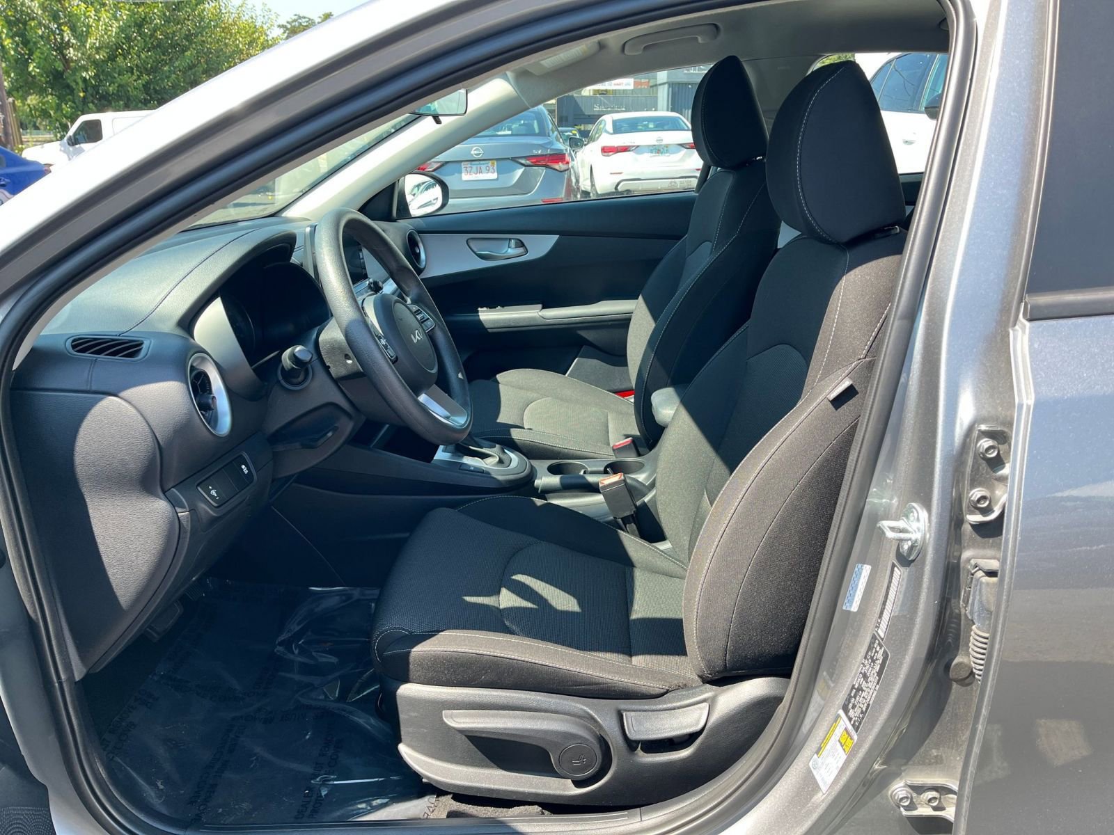 Thumbnail: 2024 Kia Forte - 24